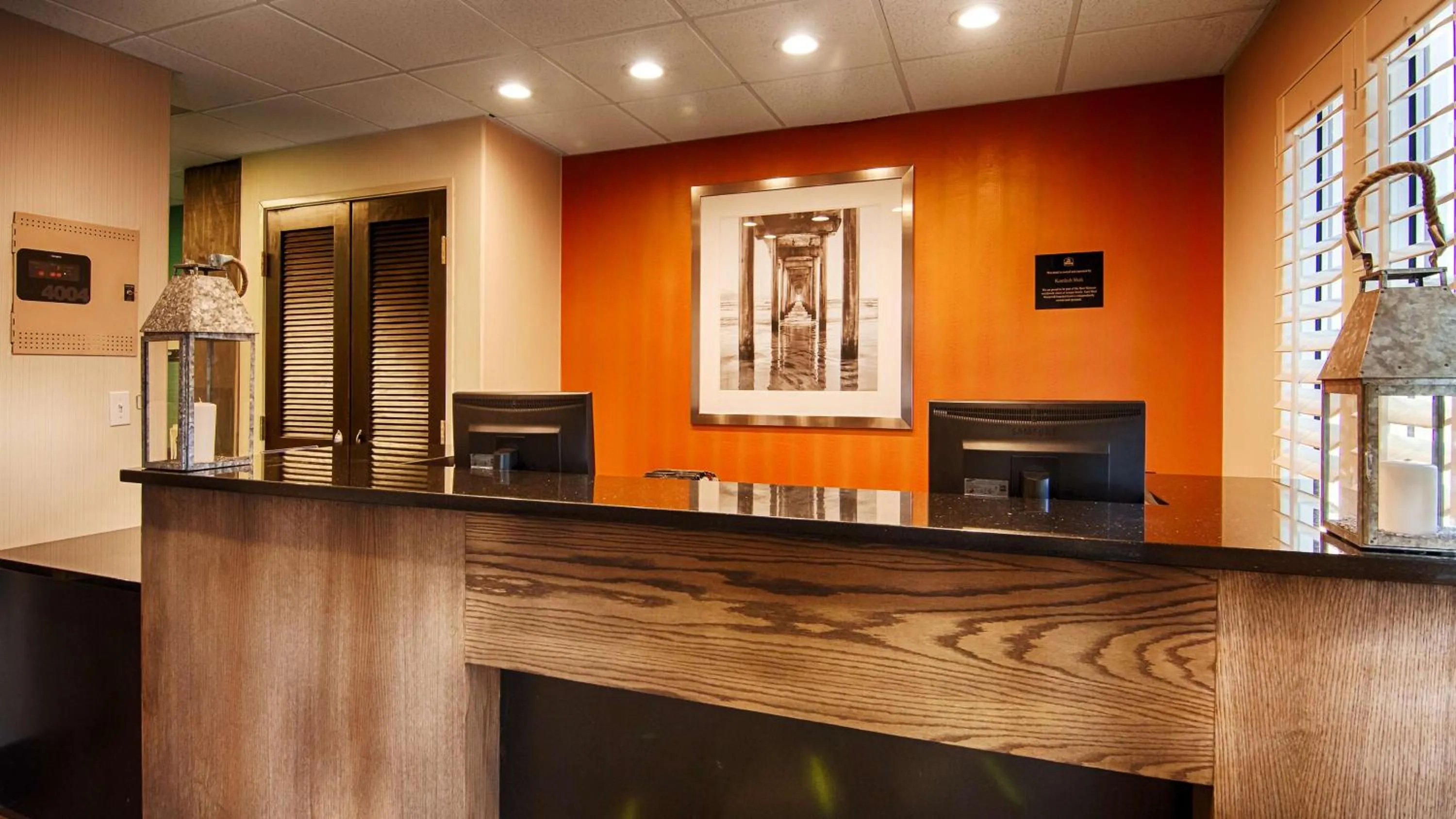 Lobby or reception in Best Western Pawleys Island