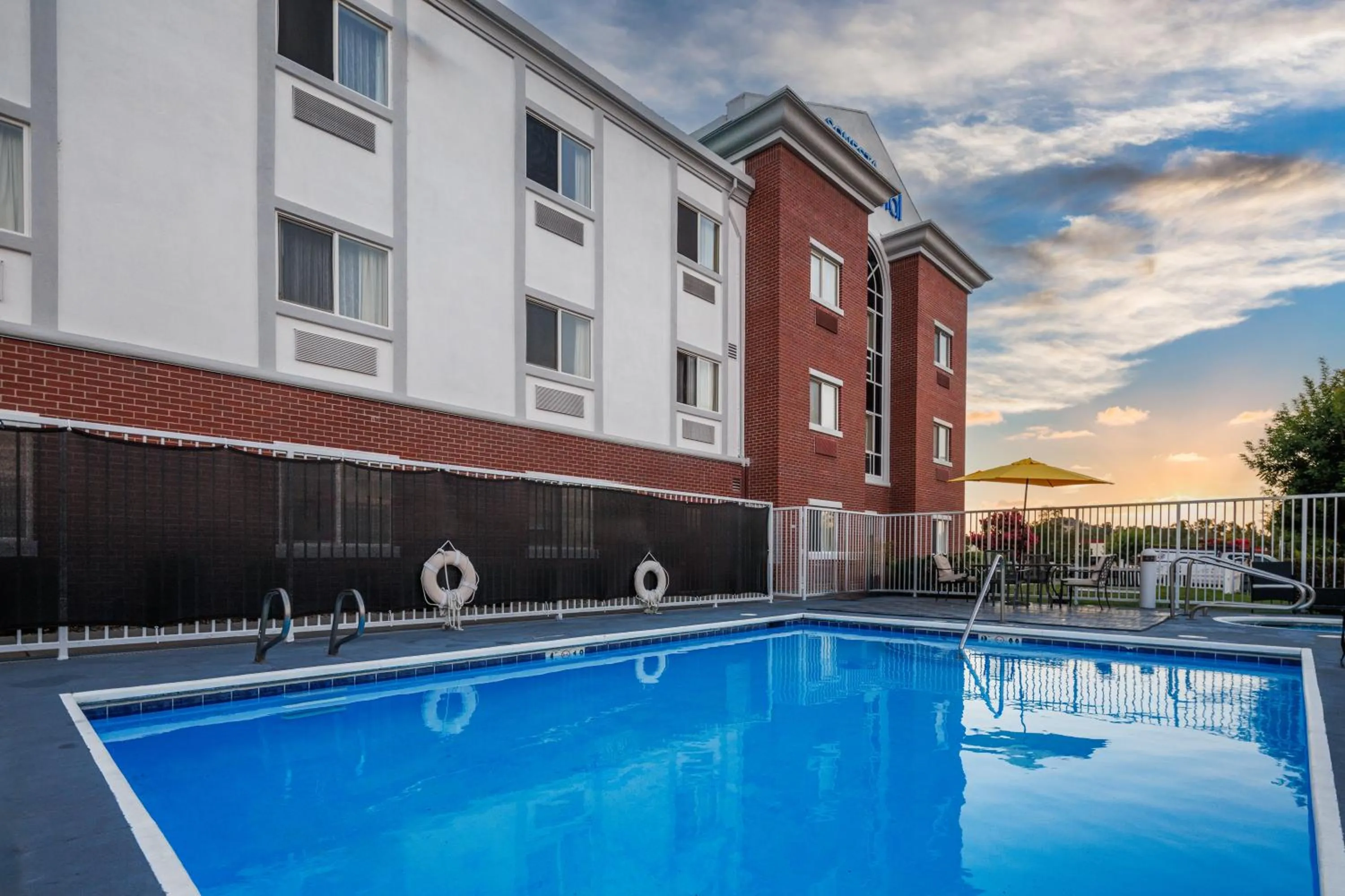 Property building in Sonesta Essential Vacaville Napa Valley