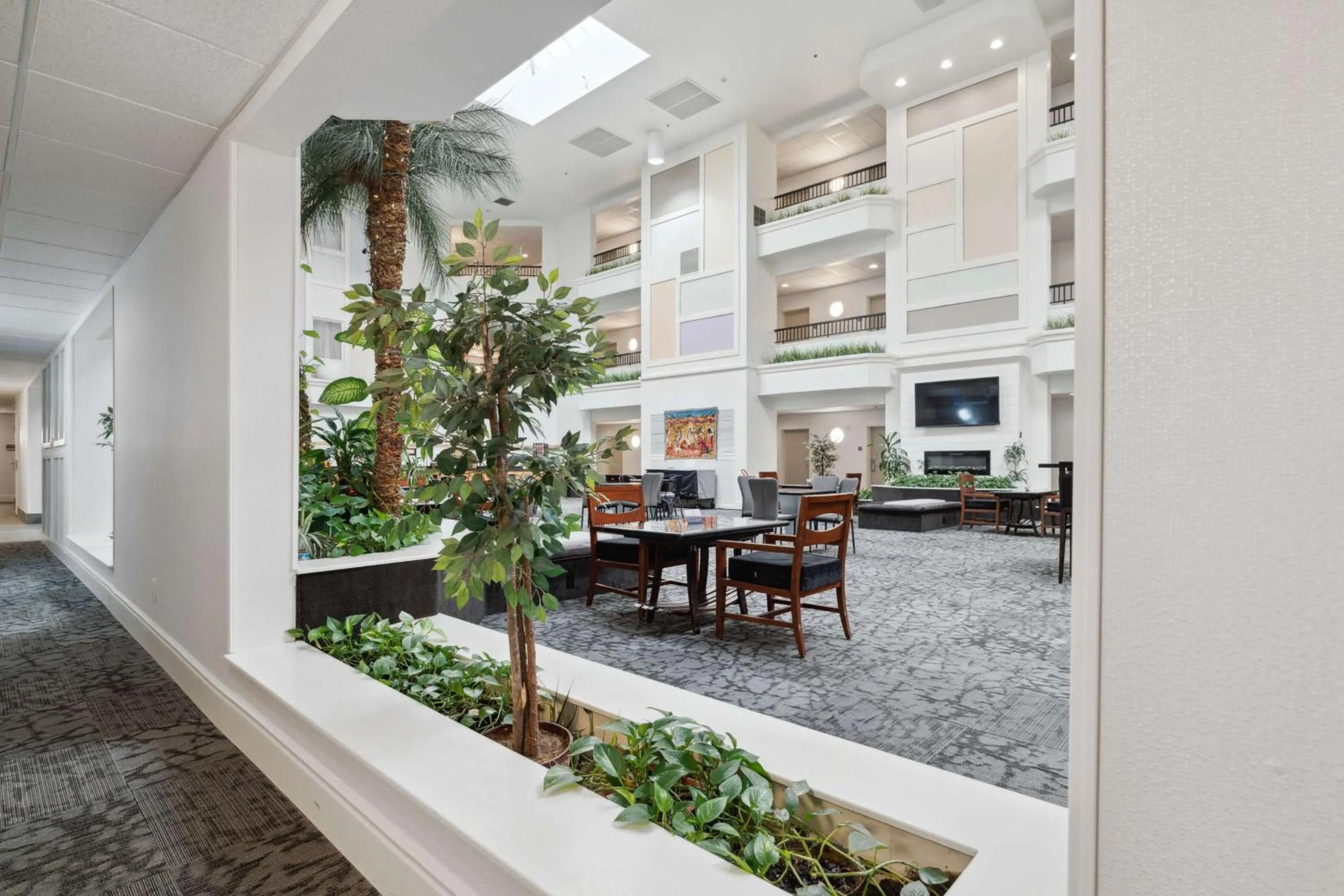 Lobby or reception in Sonesta Essential Vacaville Napa Valley