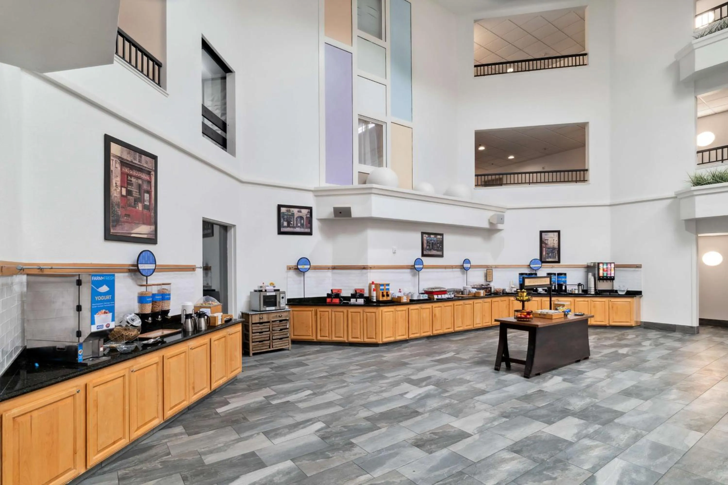 Breakfast in Sonesta Essential Vacaville Napa Valley