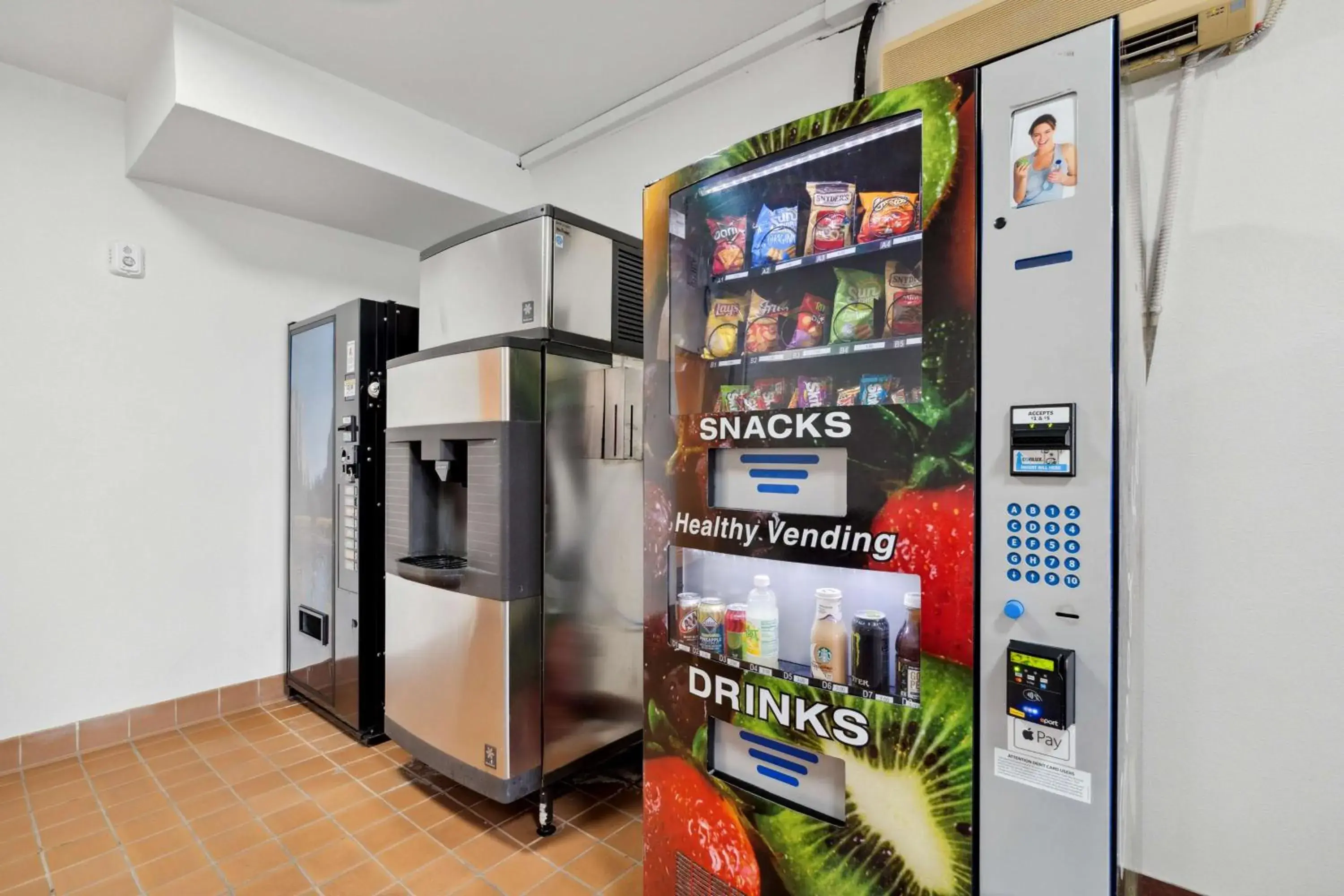 Property building in Sonesta Essential Vacaville Napa Valley Property building in Sonesta Essential Vacaville Napa Valley