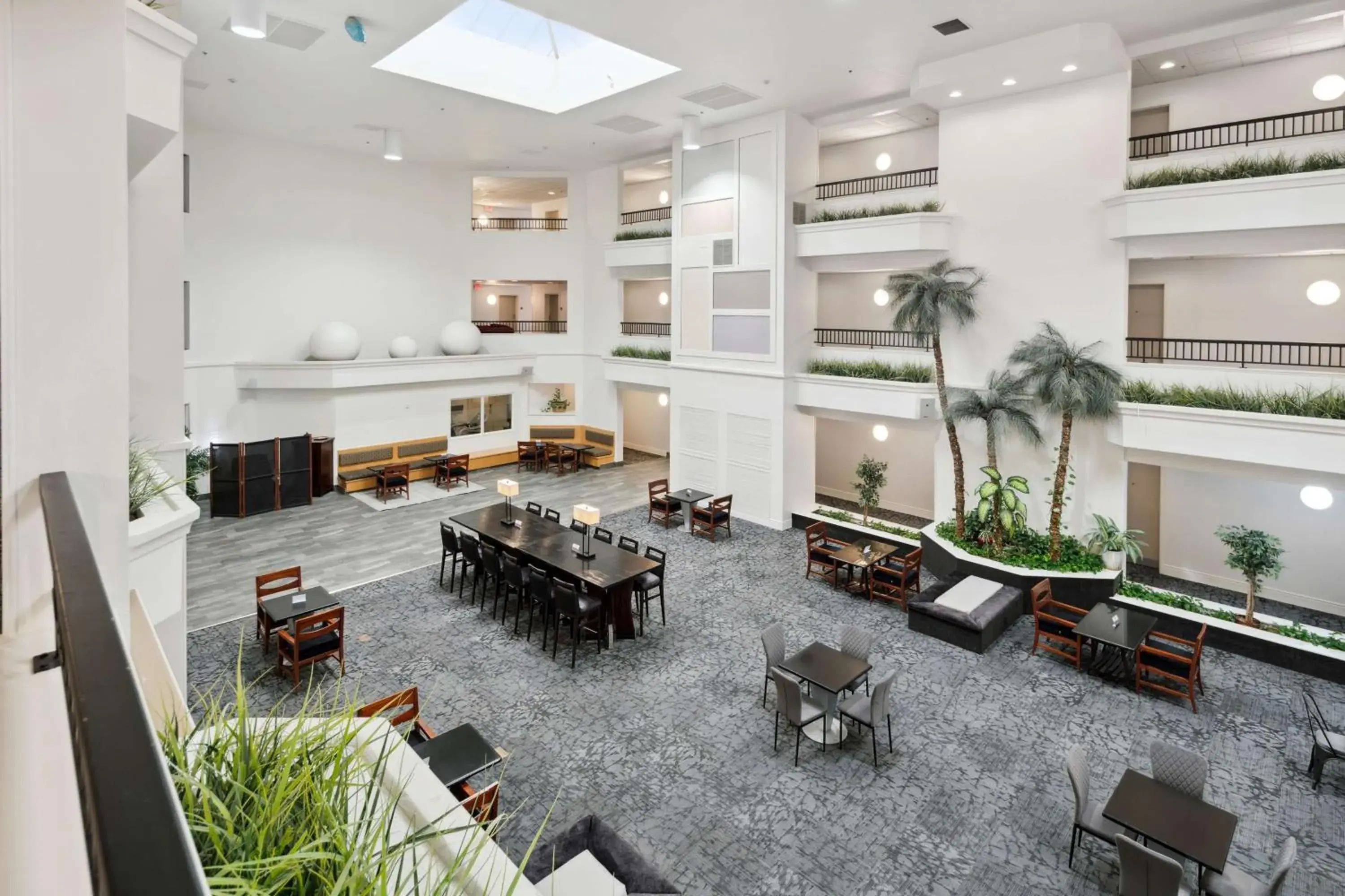 Lobby or reception in Sonesta Essential Vacaville Napa Valley Lobby or reception in Sonesta Essential Vacaville Napa Valley