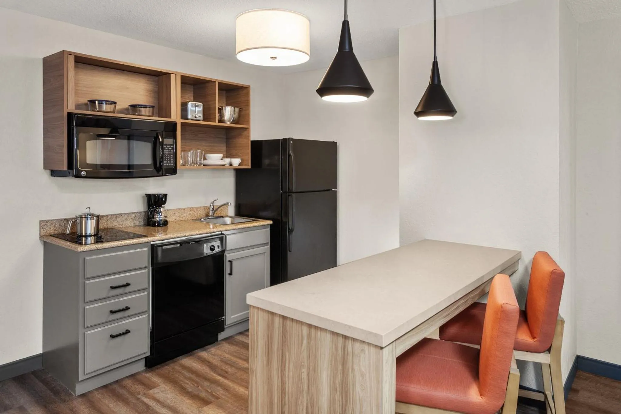 Photo of the whole room in Candlewood Suites Elgin – Northwest Chicago by IHG