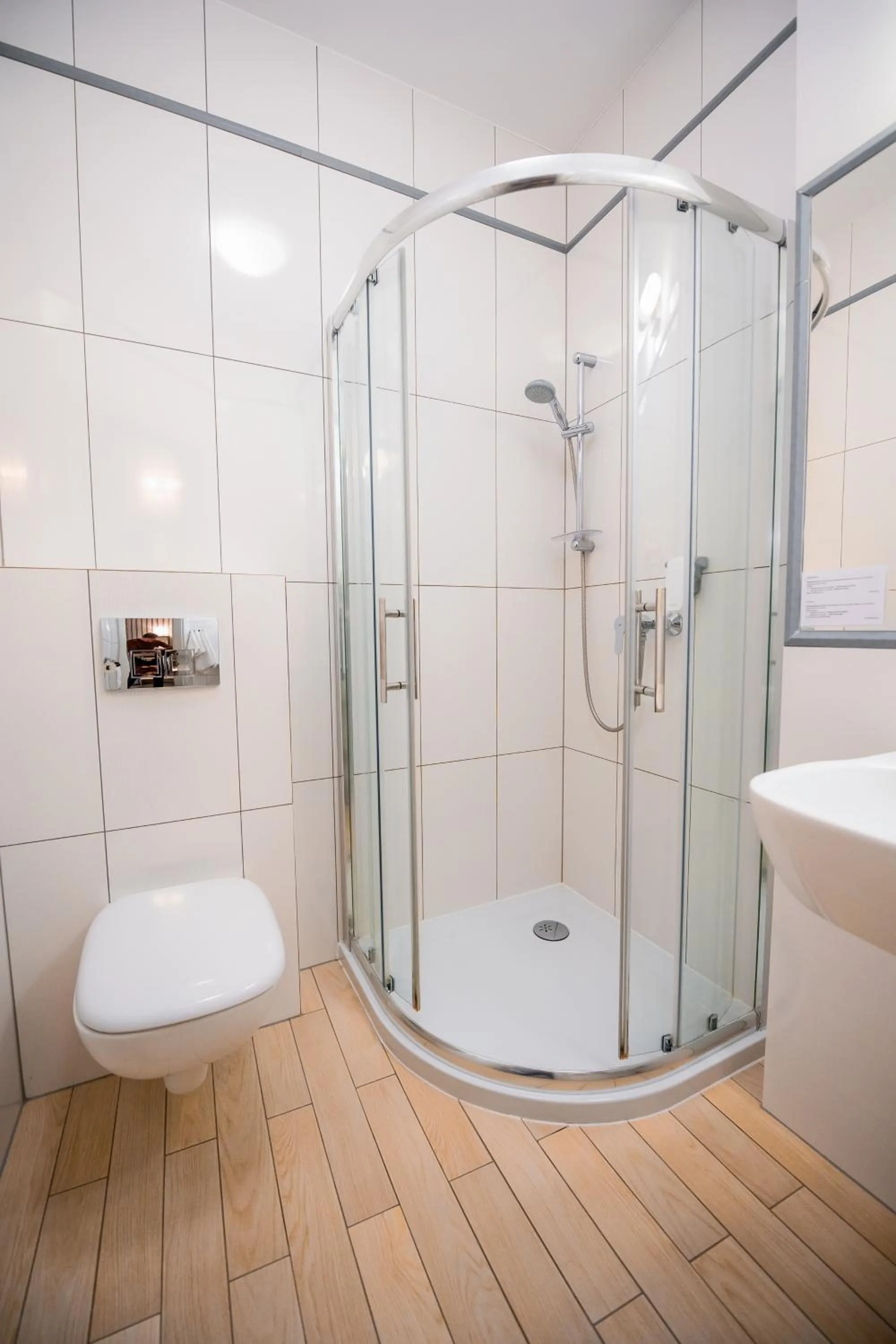 Shower in Hotel Kazimierz III