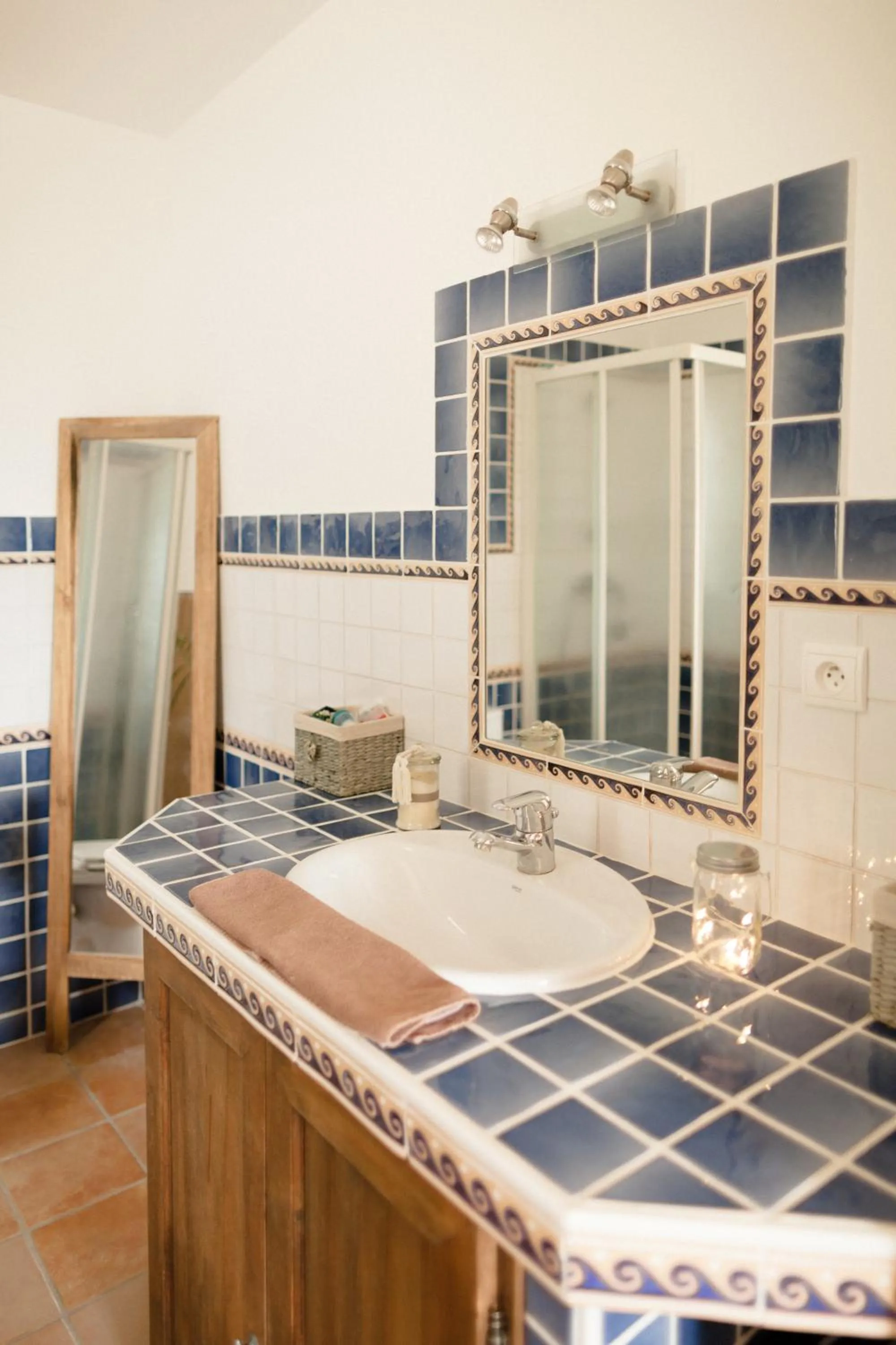 Bathroom in Provence Dodo