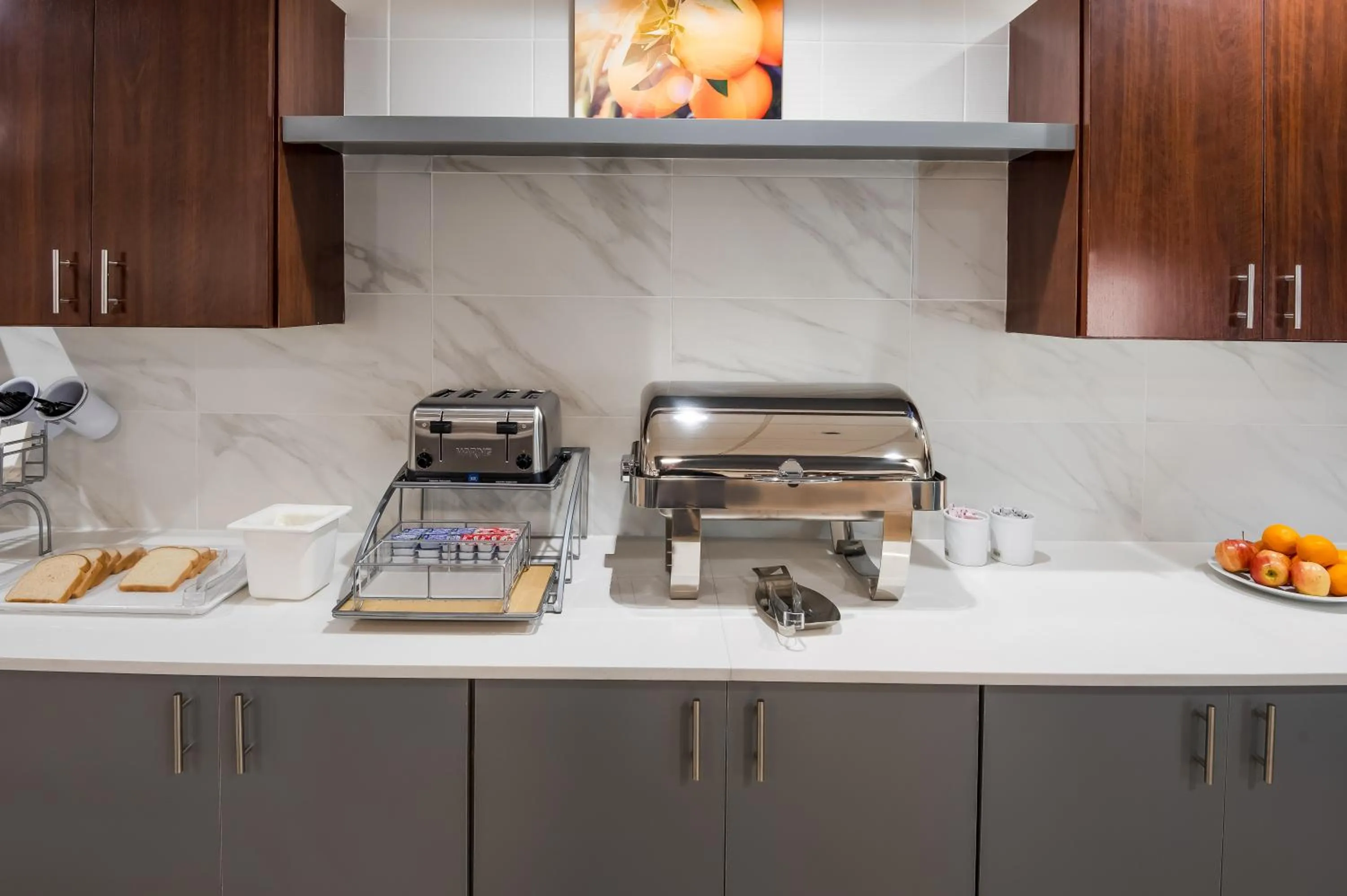 Buffet breakfast in Comfort Inn & Suites Fishers - Indianapolis