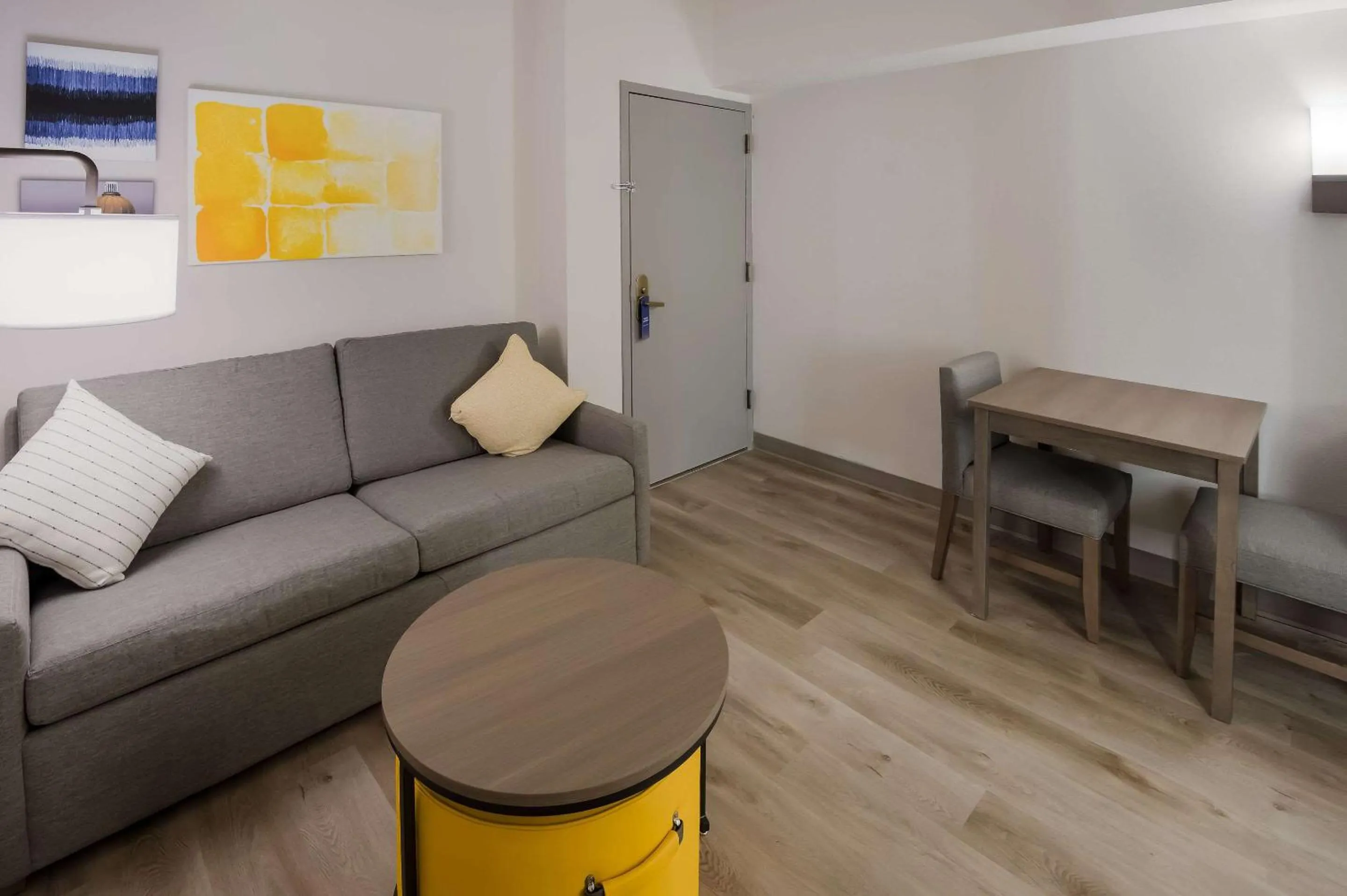 Bedroom in Comfort Inn & Suites Fishers - Indianapolis