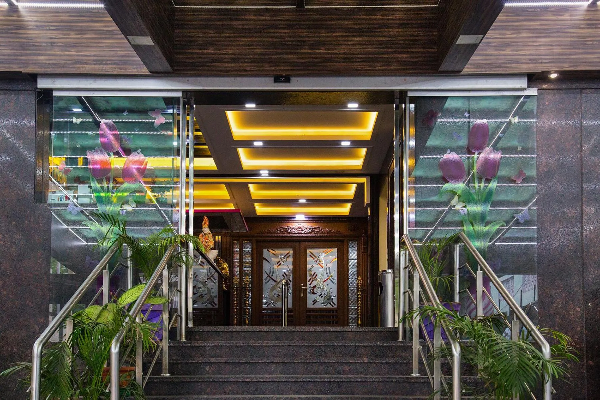 Facade/entrance in Hotel Sree Devi Madurai