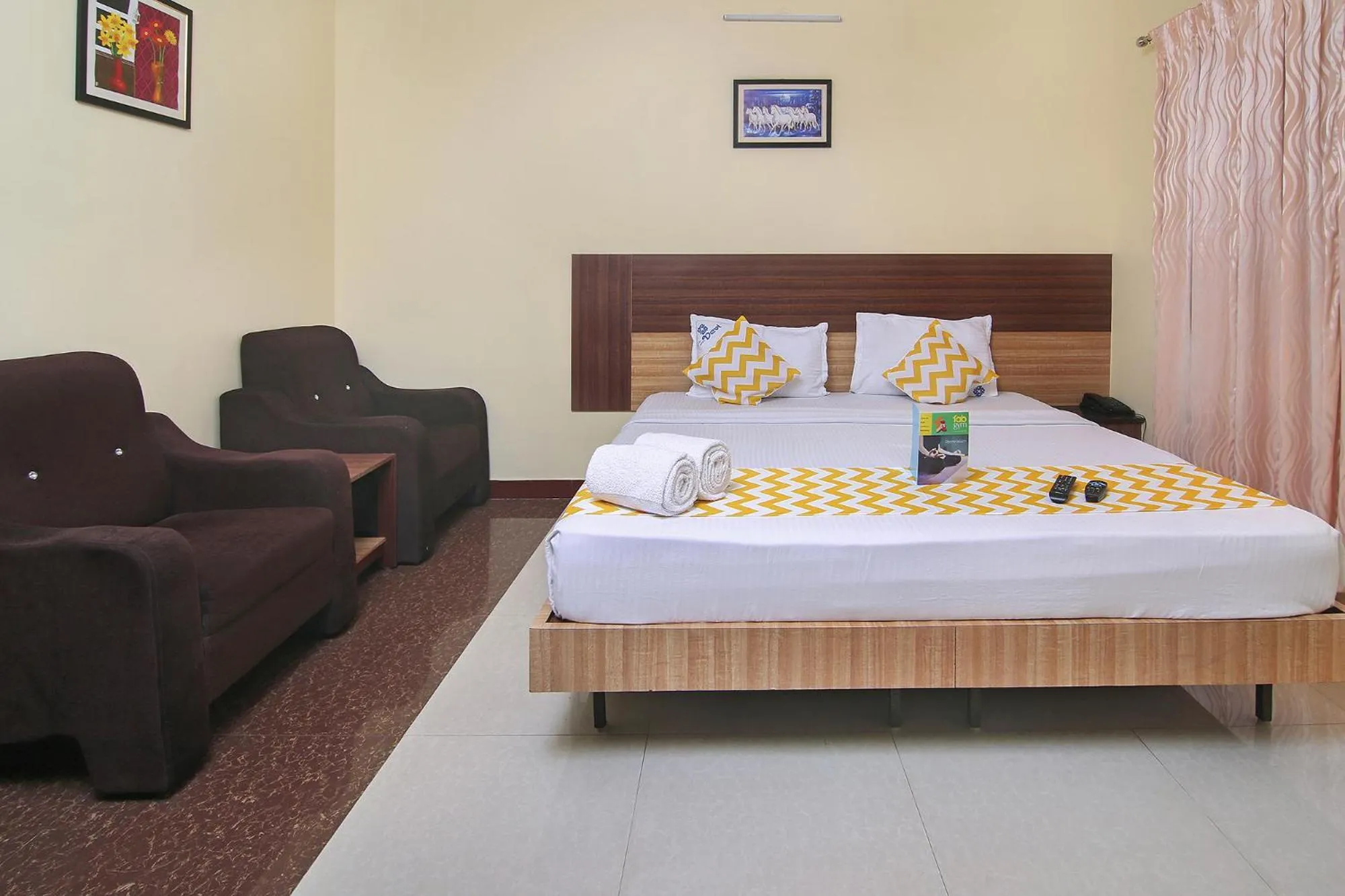 Photo of the whole room, Bed in Hotel Sree Devi Madurai