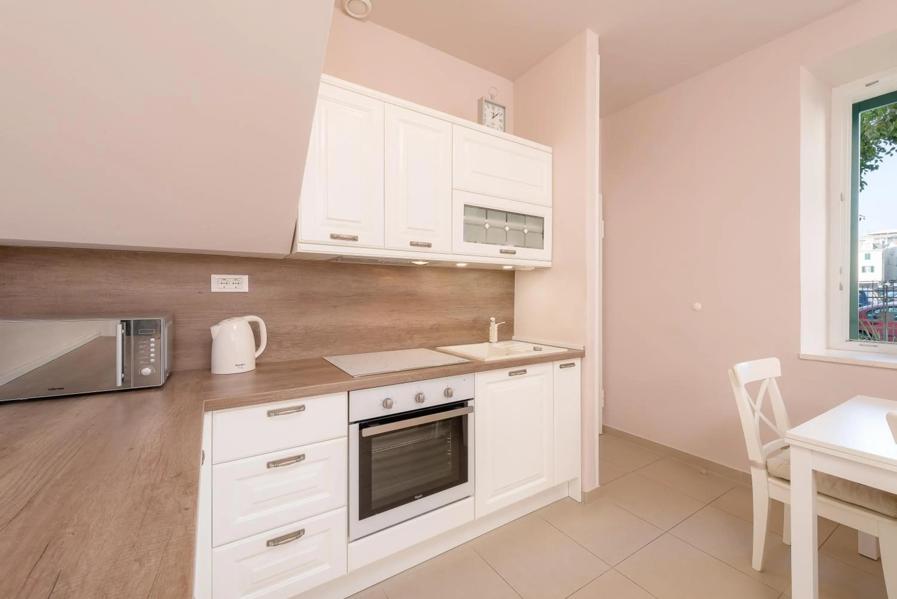 Kitchen or kitchenette in Vila Ora