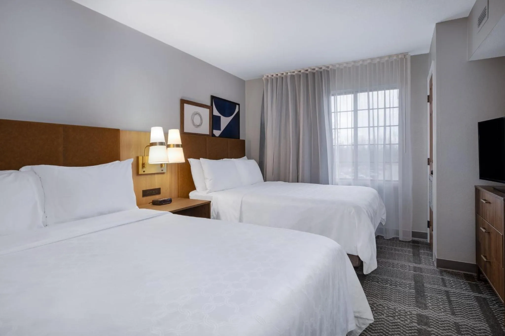 Photo of the whole room, Bed in Staybridge Suites Columbus-Dublin by IHG