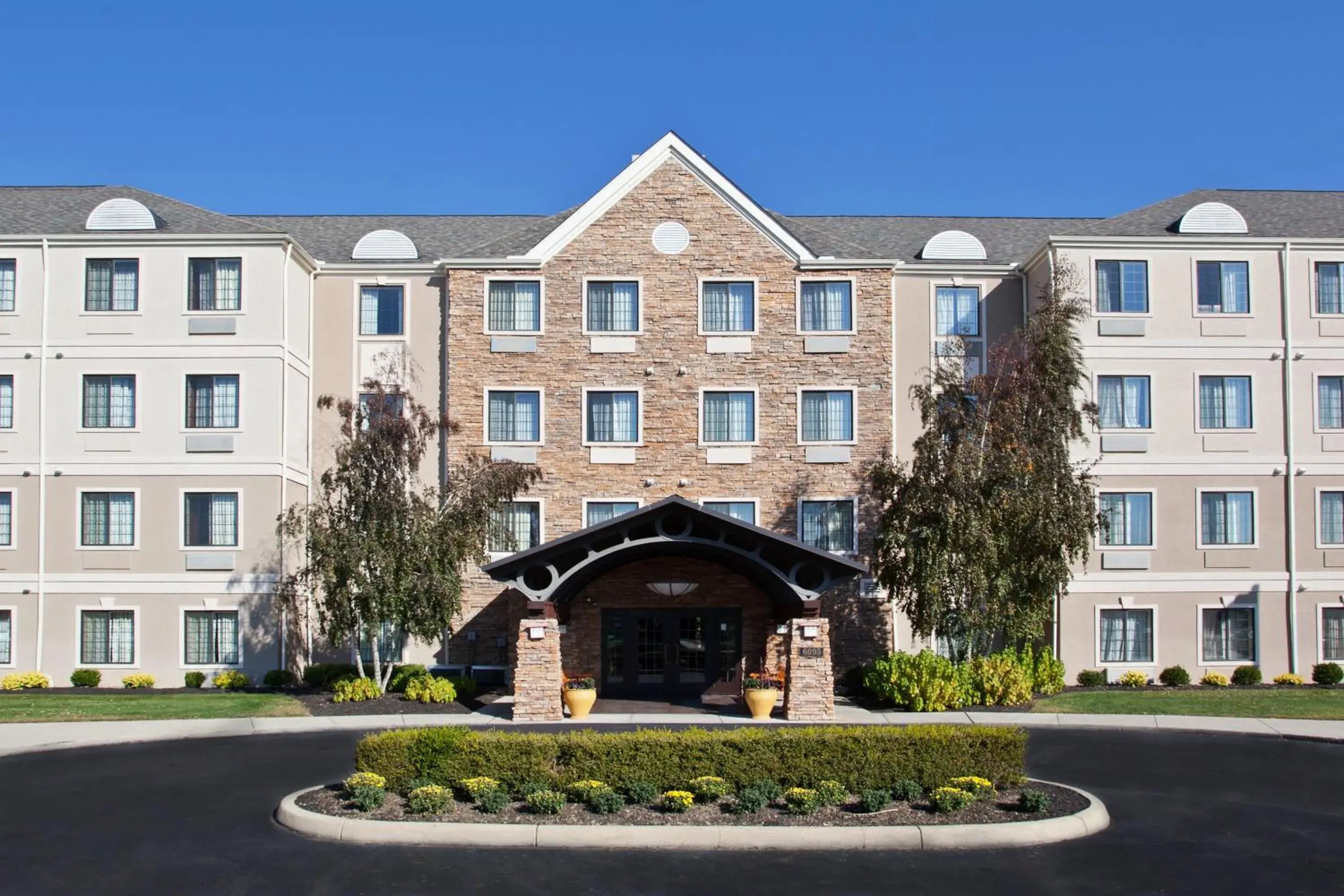 Property building in Staybridge Suites Columbus-Dublin by IHG Property building in Staybridge Suites Columbus-Dublin by IHG