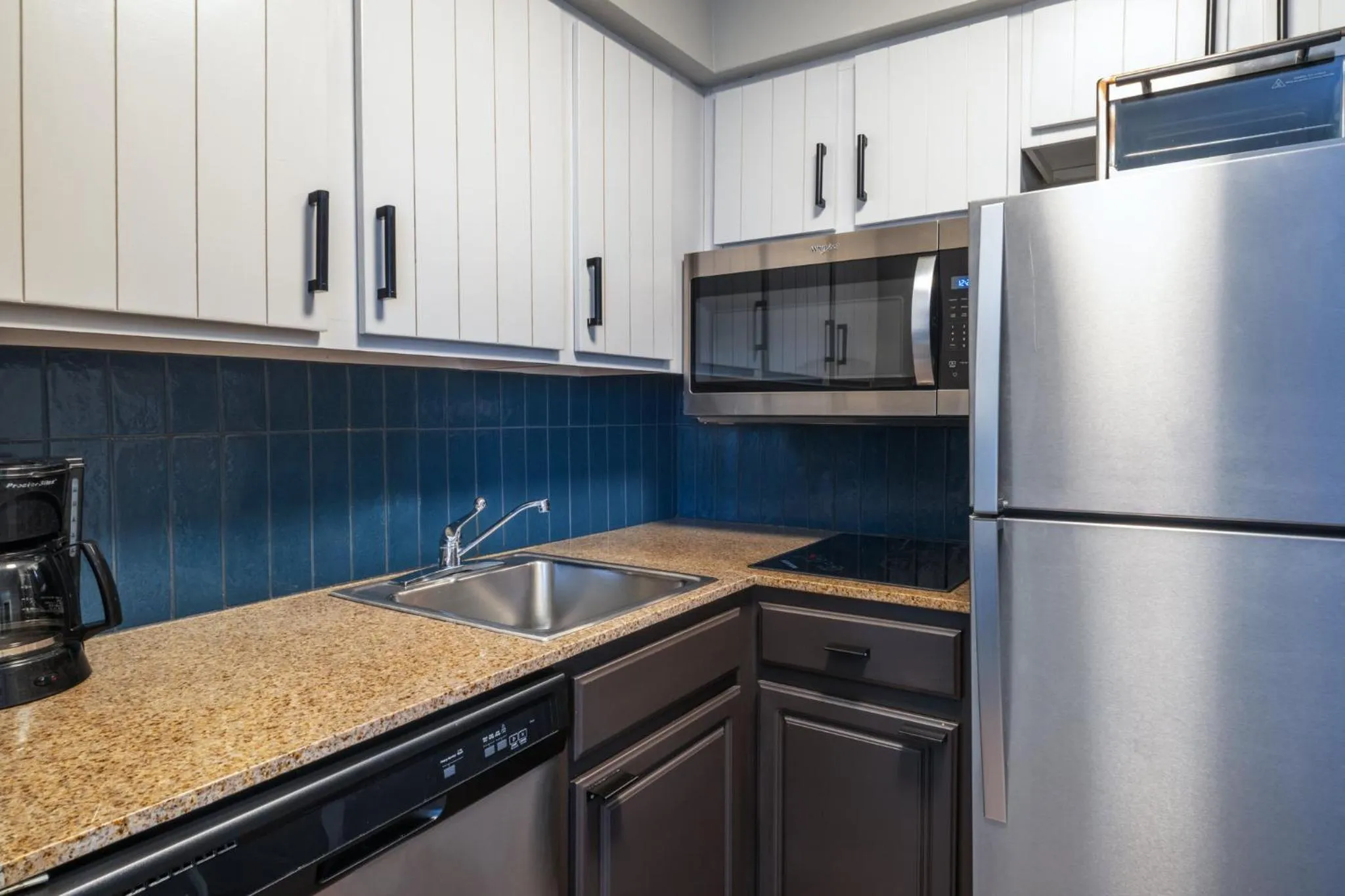 Photo of the whole room in Staybridge Suites Columbus-Dublin by IHG