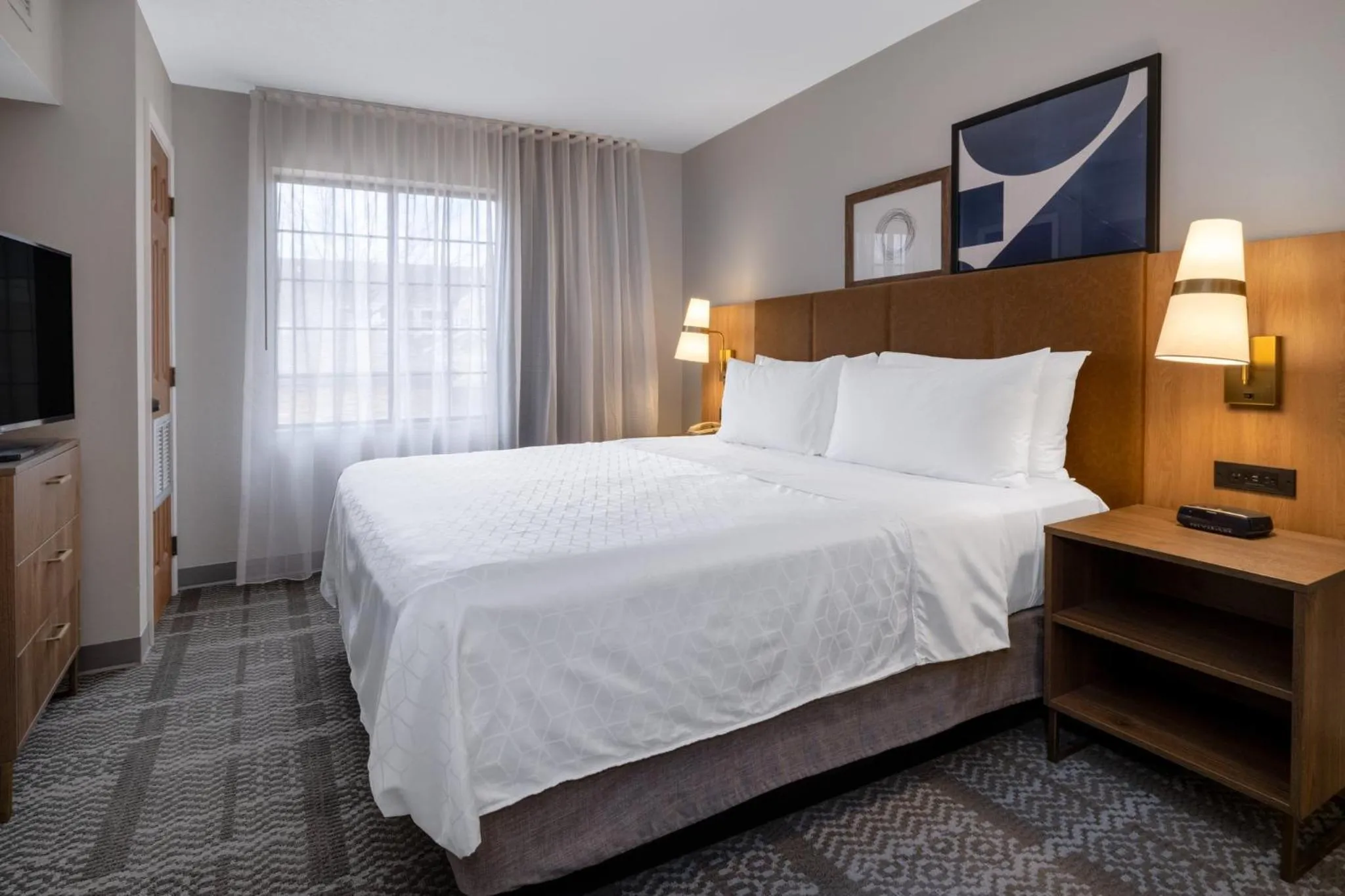 Photo of the whole room, Bed in Staybridge Suites Columbus-Dublin by IHG