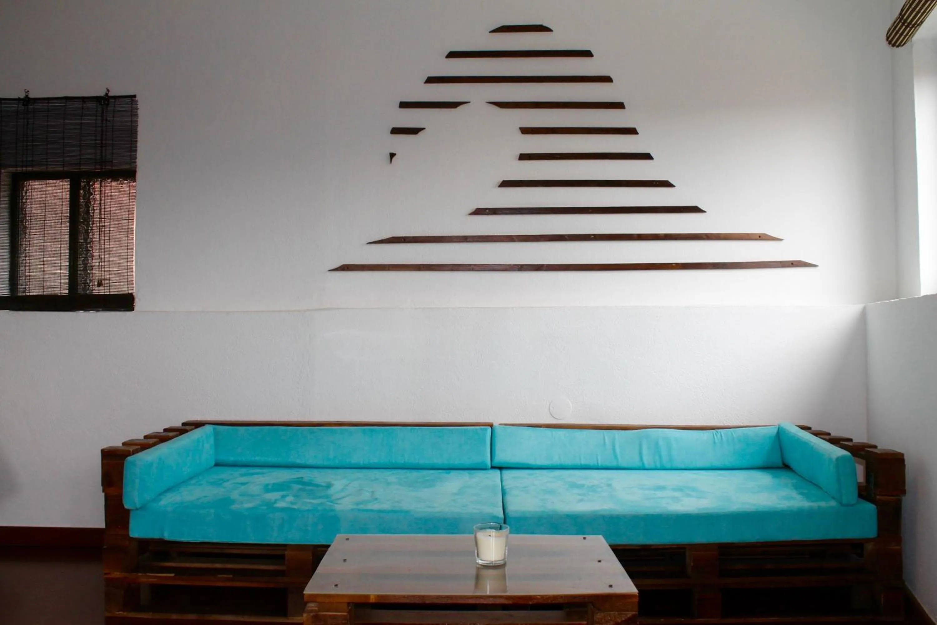 Decorative detail in Douro Surf Hostel