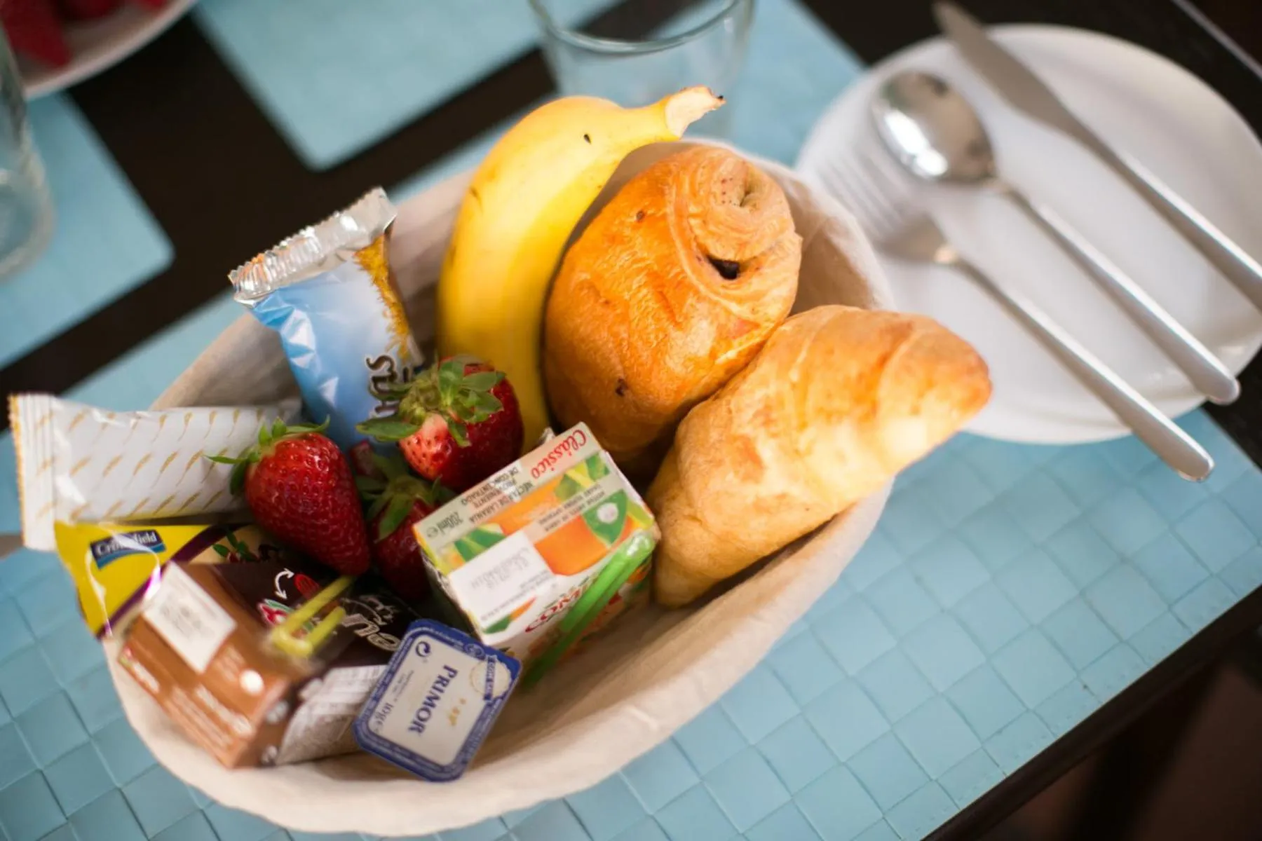 Continental breakfast in Douro Surf Hostel