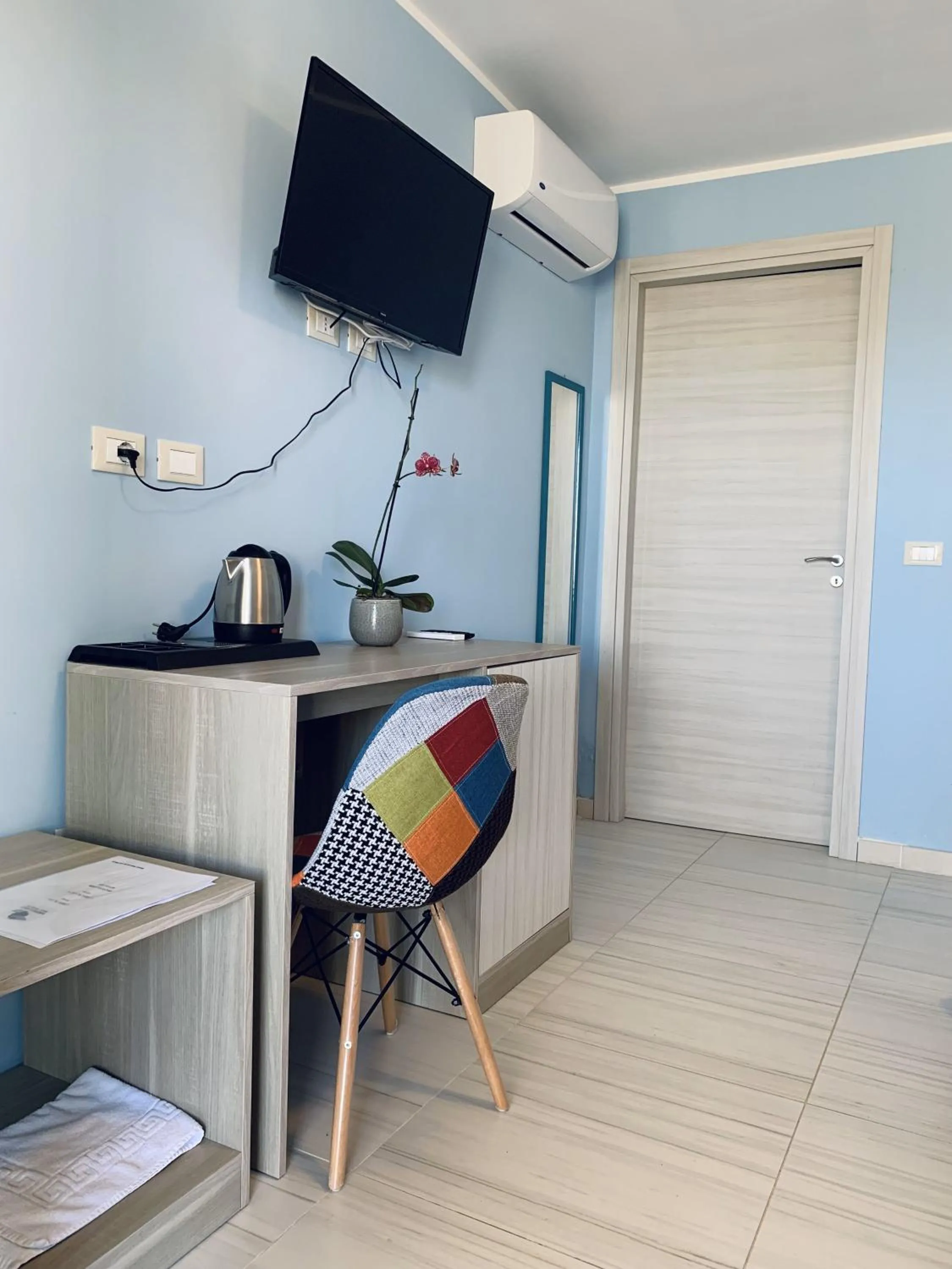 Patio in HOTEL MERCURIO SUL MARE - Fish restaurant and private beach