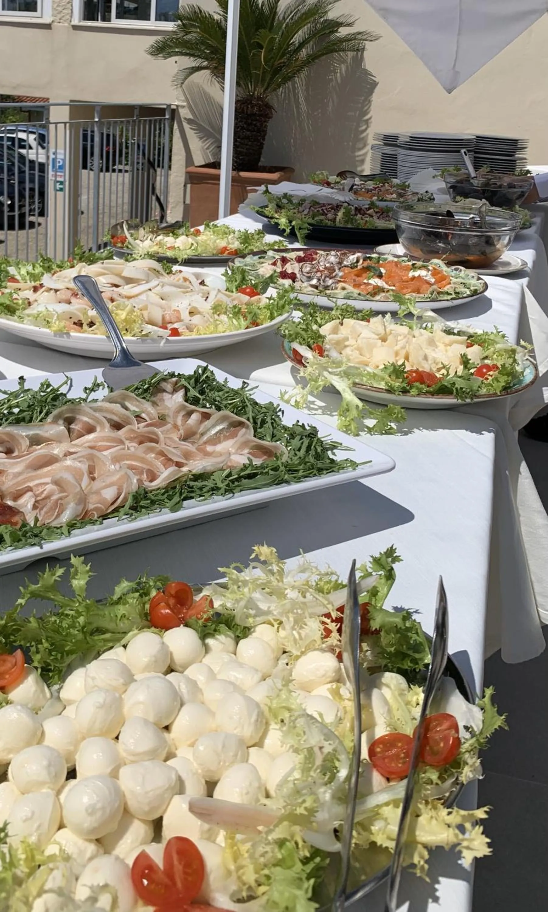 Restaurant/places to eat in HOTEL MERCURIO SUL MARE - Fish restaurant and private beach