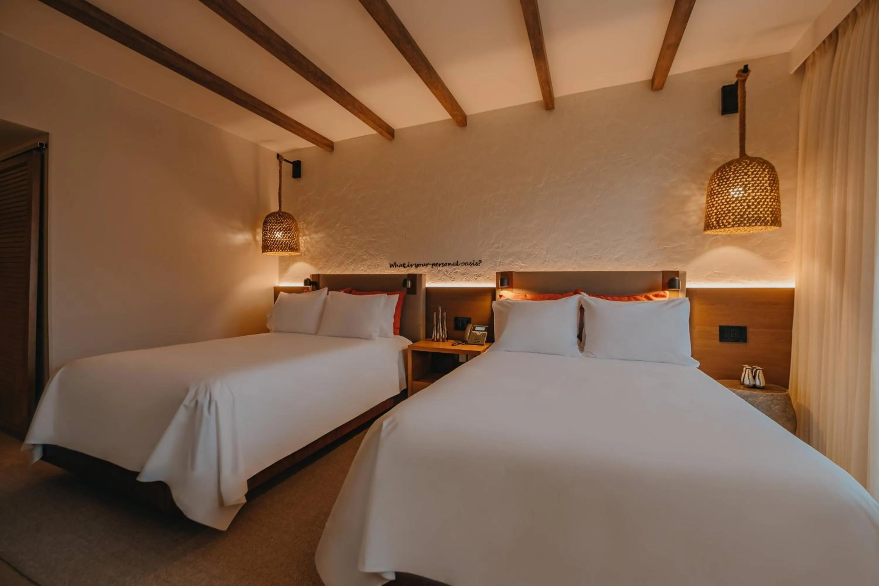 Photo of the whole room, Bed in Renaissance Wind Creek Aruba Resort