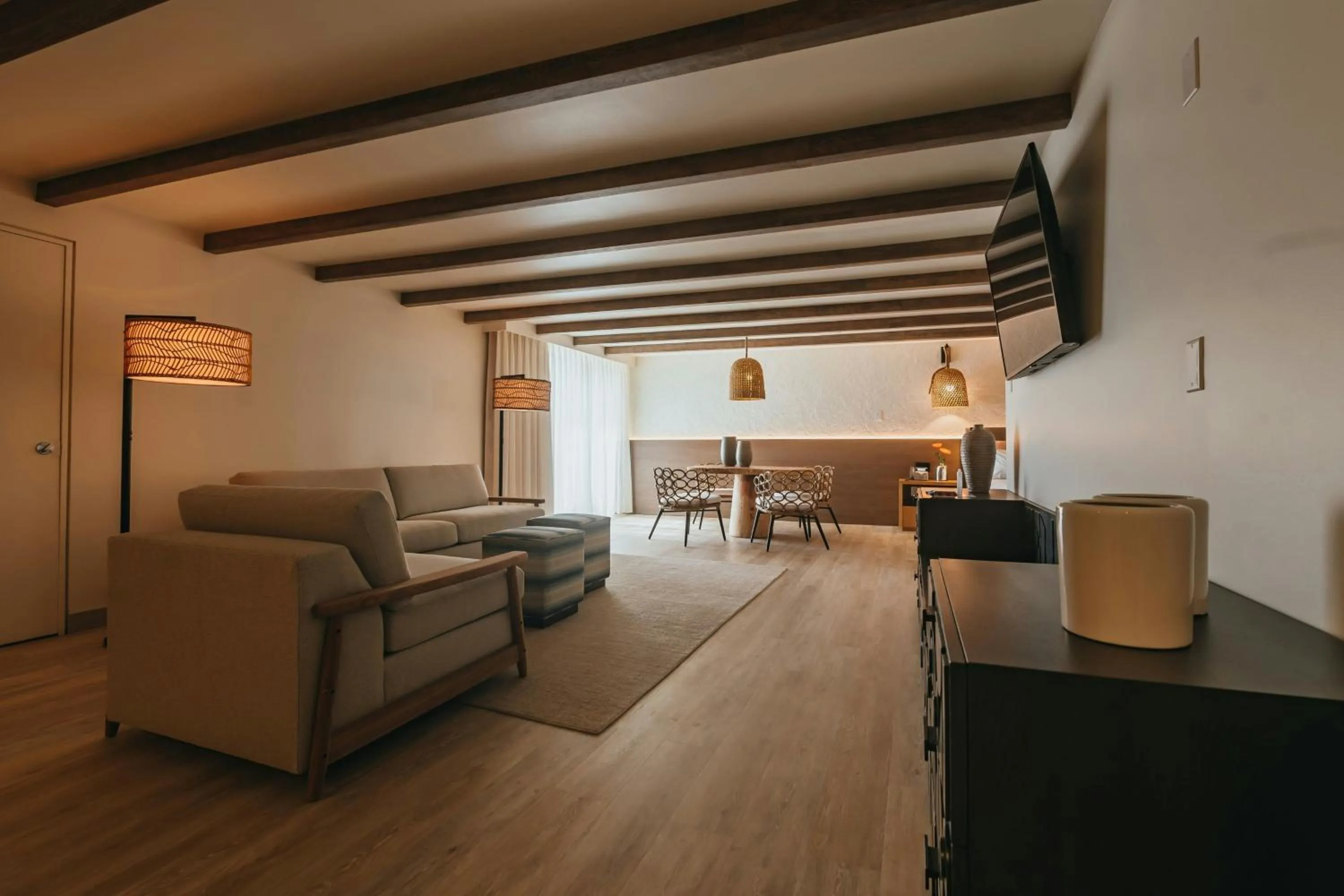 Living room in Renaissance Wind Creek Aruba Resort
