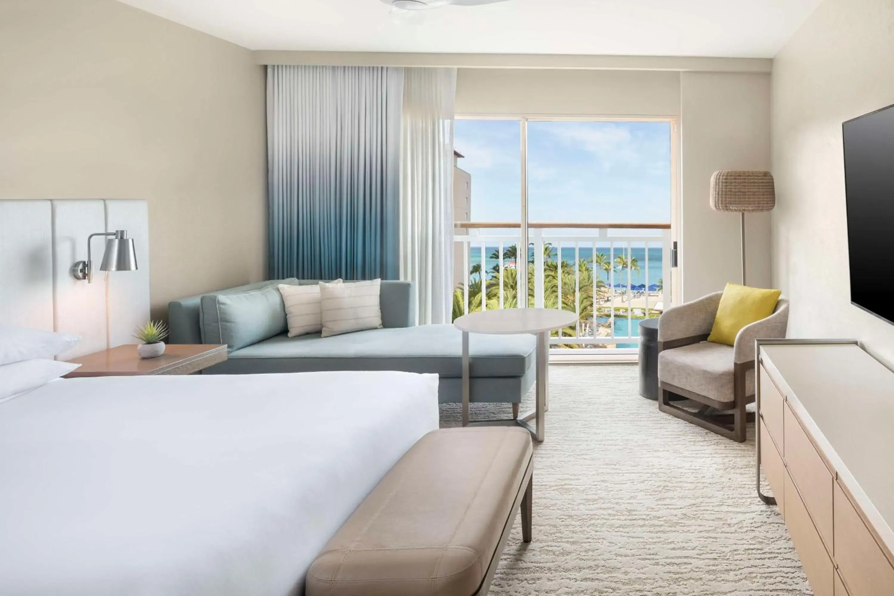 Bedroom, Bed in Hyatt Regency Aruba Resort & Casino Bedroom, Bed in Hyatt Regency Aruba Resort & Casino