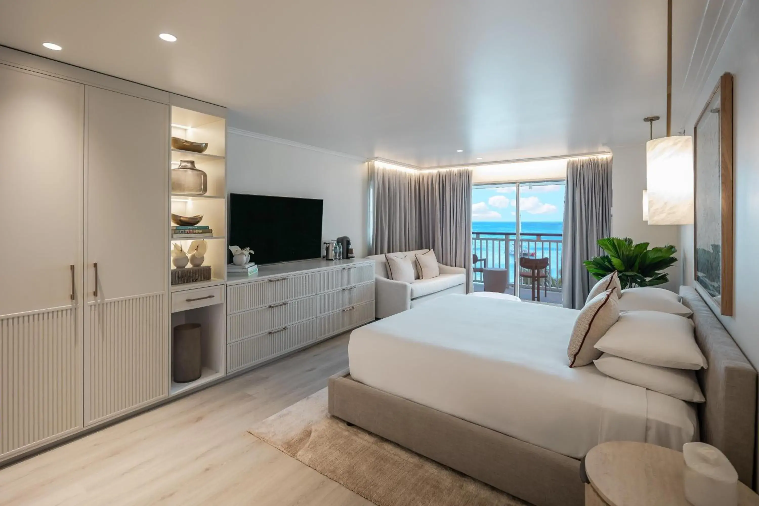 Bedroom, Bed in Hyatt Regency Aruba Resort & Casino Bedroom, Bed in Hyatt Regency Aruba Resort & Casino