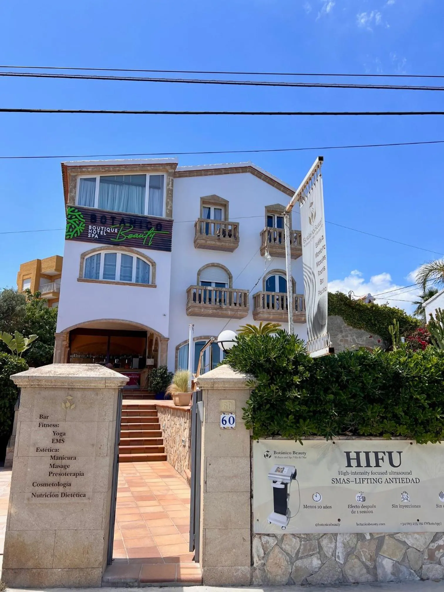 Botanico Boutique Suites