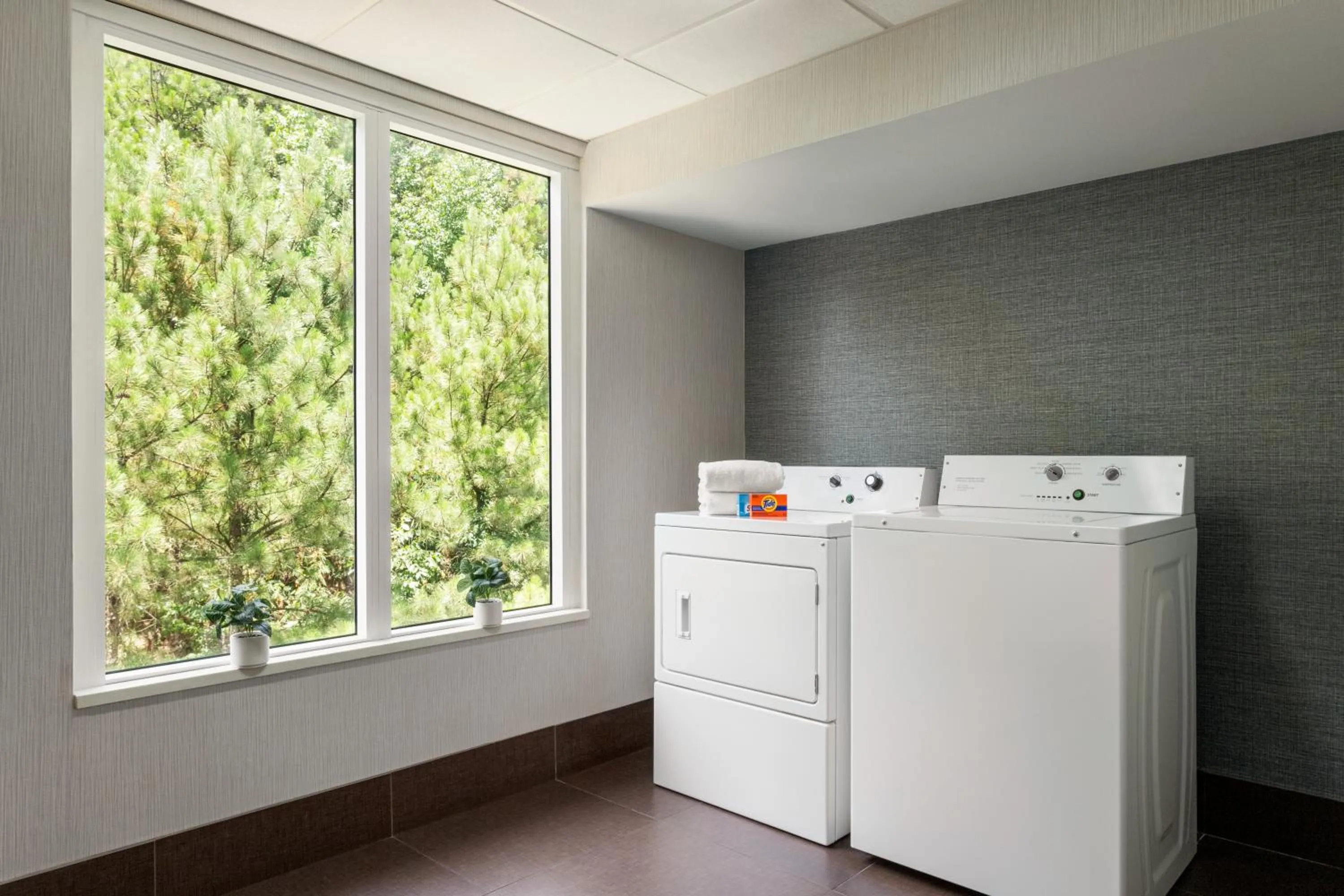 Holiday Inn Express Birmingham Irondale East by IHG