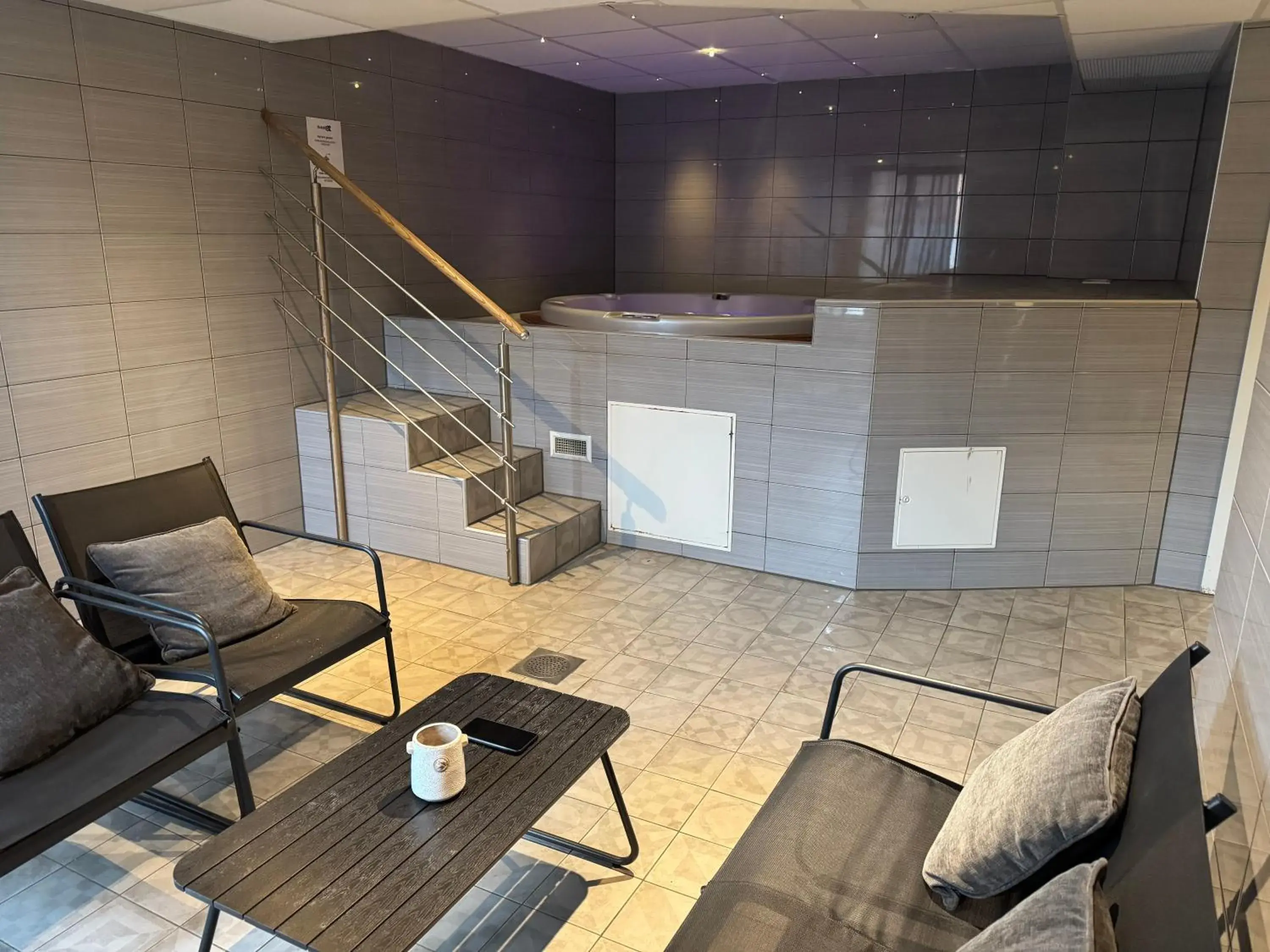 Swimming pool in Best Western Hotell Ett Swimming pool in Best Western Hotell Ett