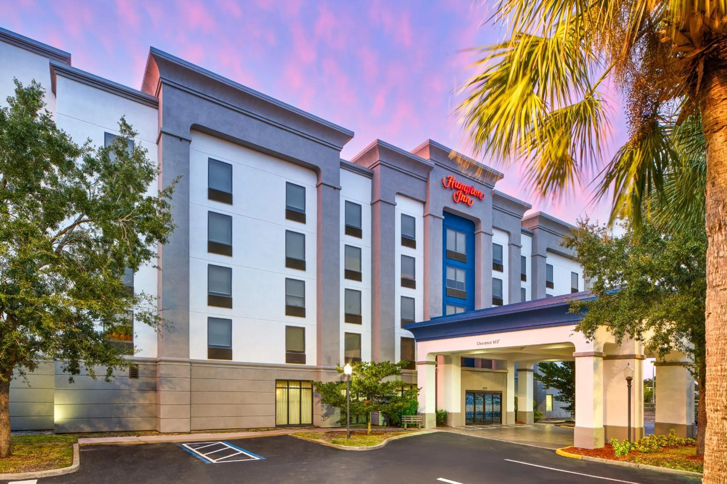 Property building in Hampton Inn Melbourne-Viera