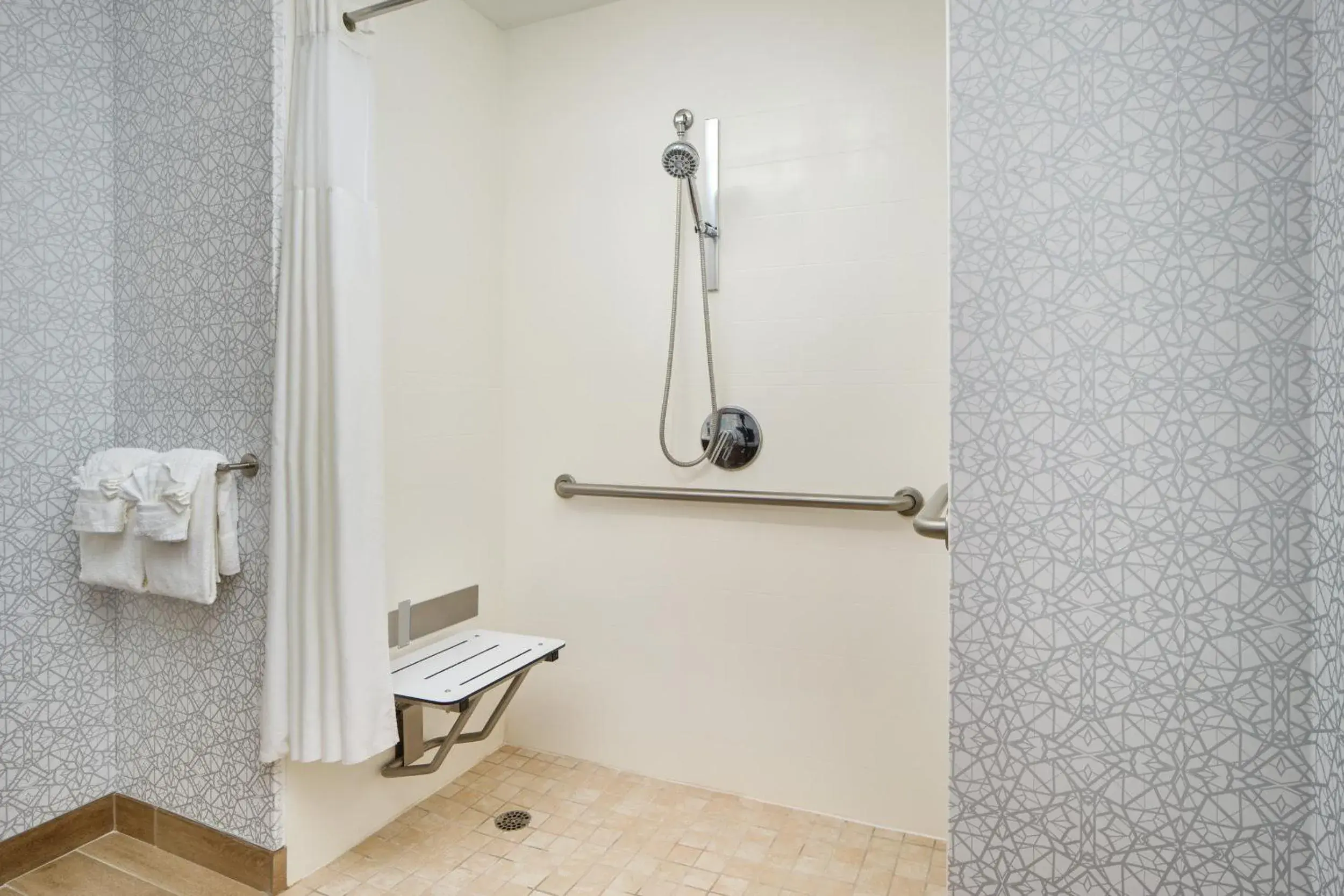 Bathroom in Hampton Inn Melbourne-Viera Bathroom in Hampton Inn Melbourne-Viera