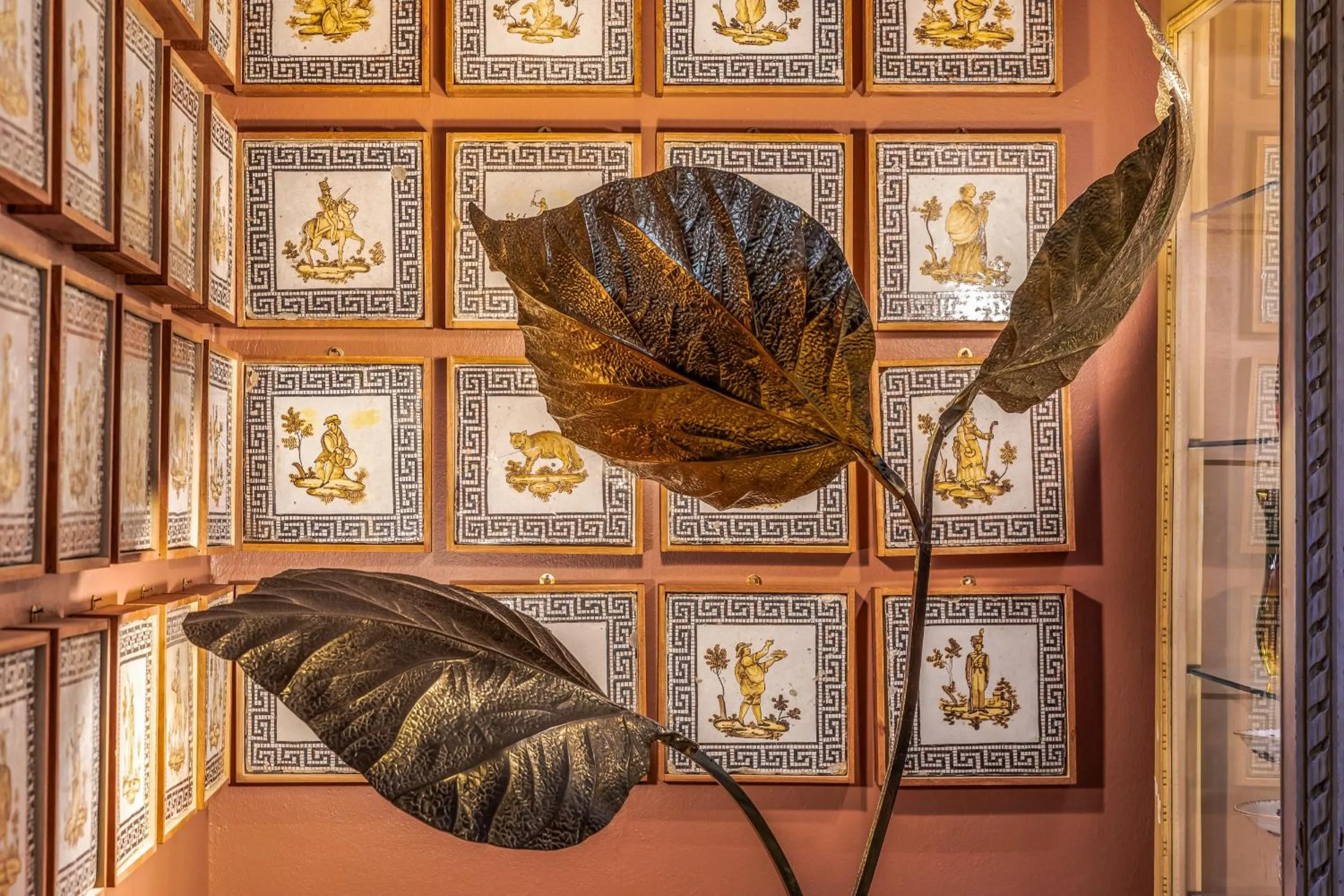 Decorative detail in Le Stanze al Genio di Darlon