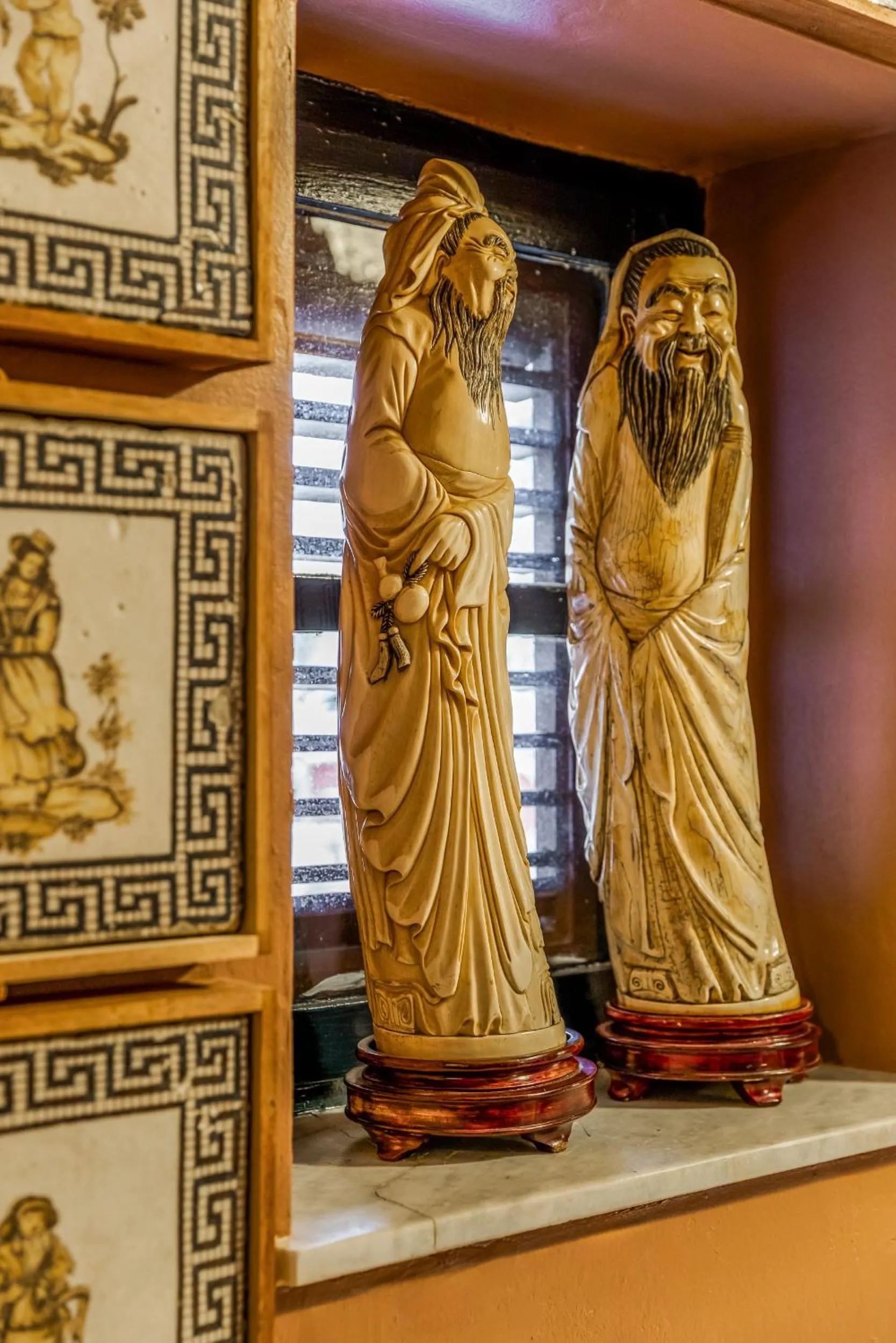 Decorative detail in Le Stanze al Genio di Darlon