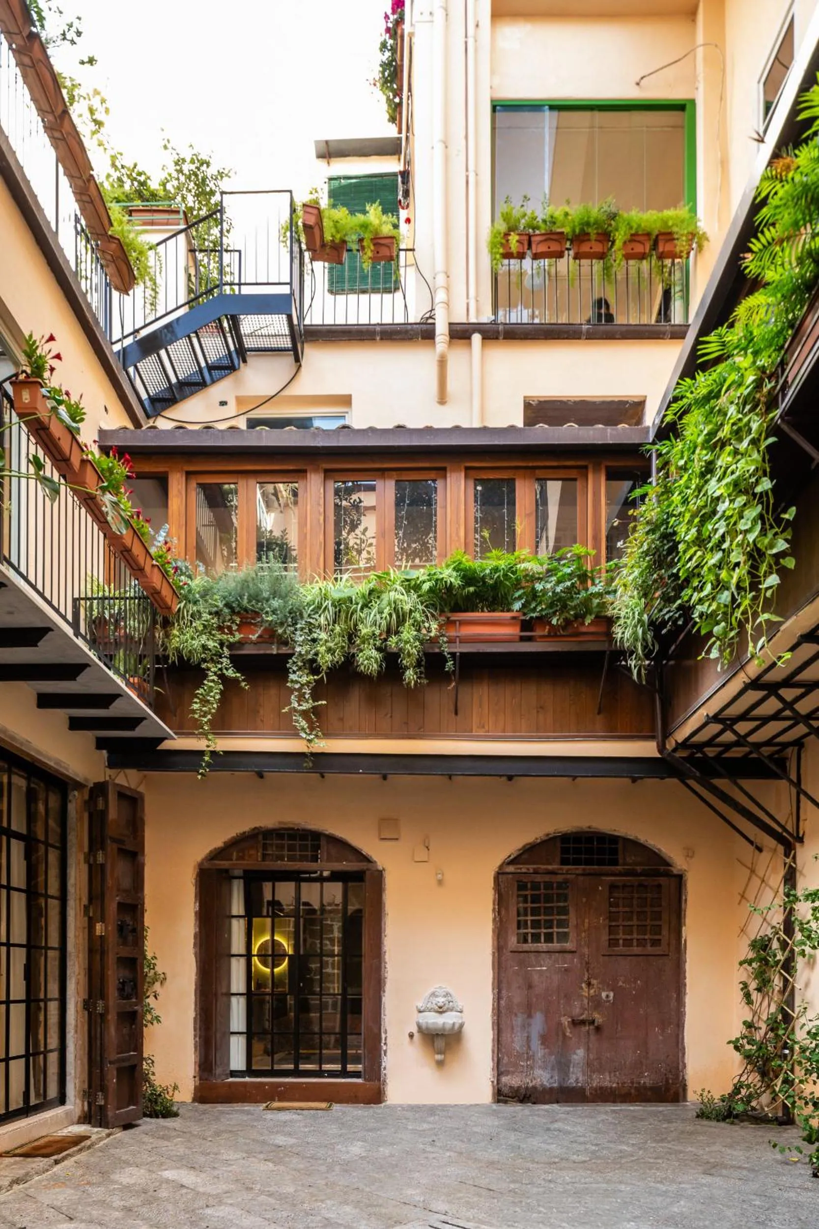 Property building in Le Stanze al Genio di Darlon