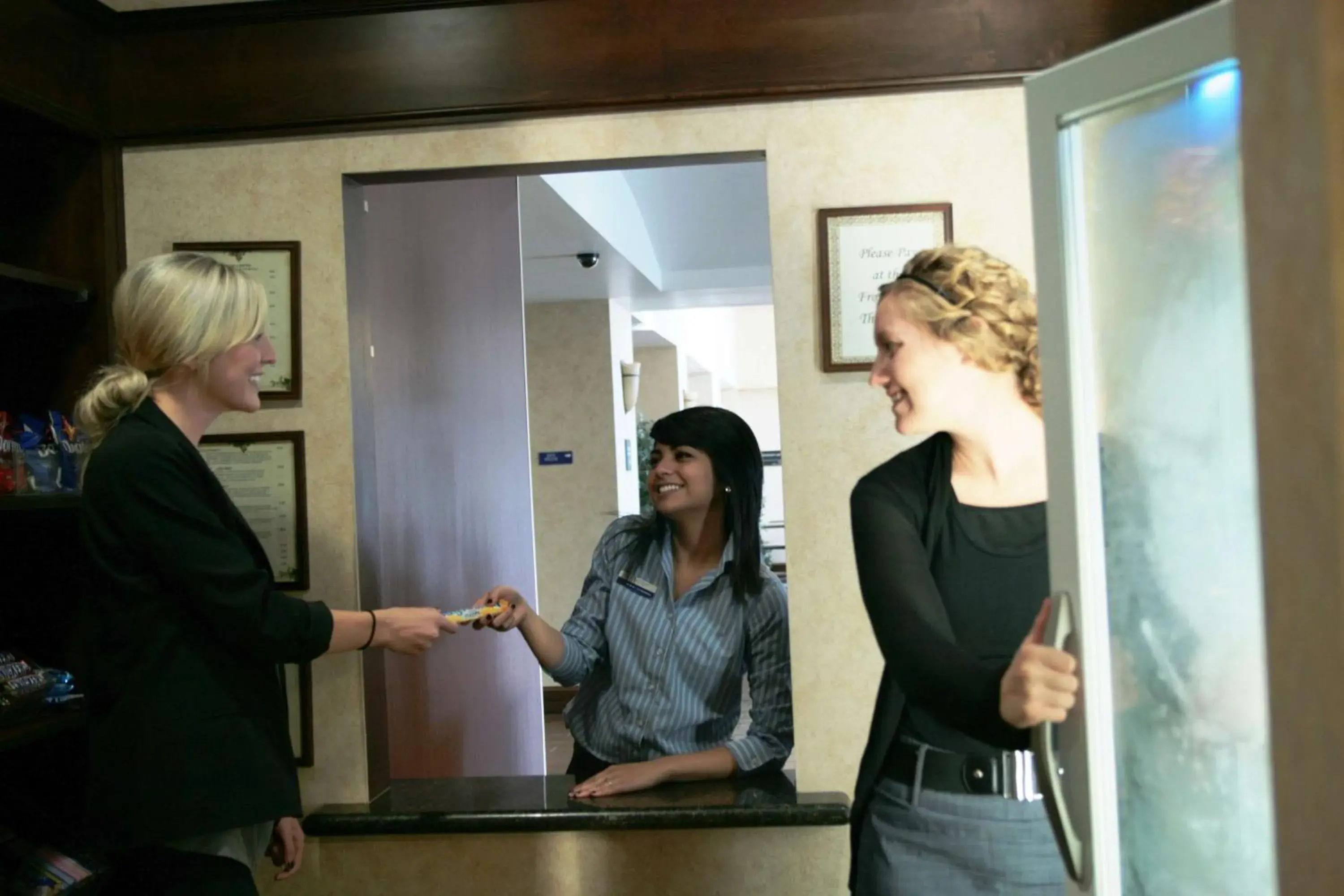 Restaurant/places to eat in Hampton Inn & Suites Lodi Restaurant/places to eat in Hampton Inn & Suites Lodi