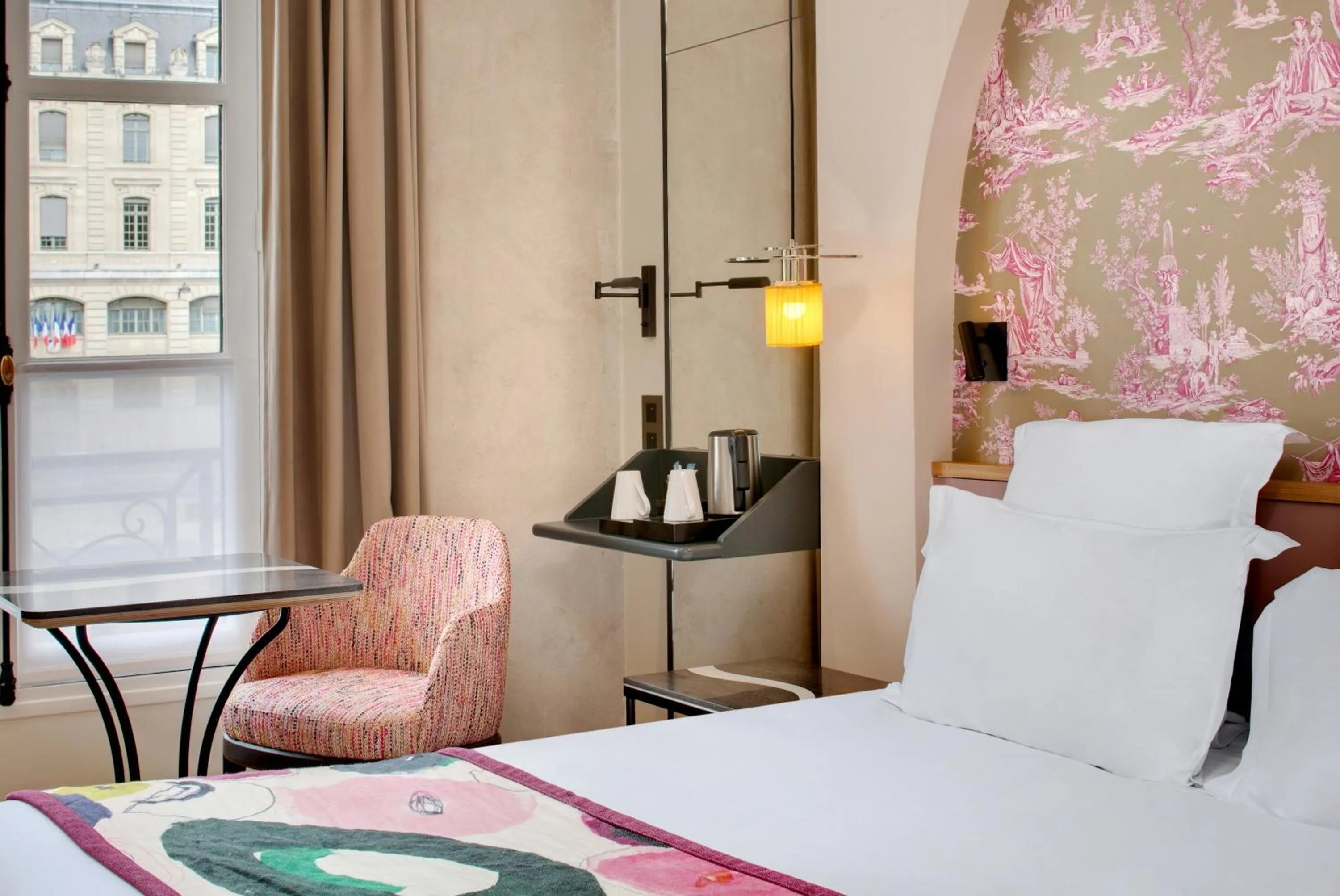 Bed in Les Rives de Notre-Dame