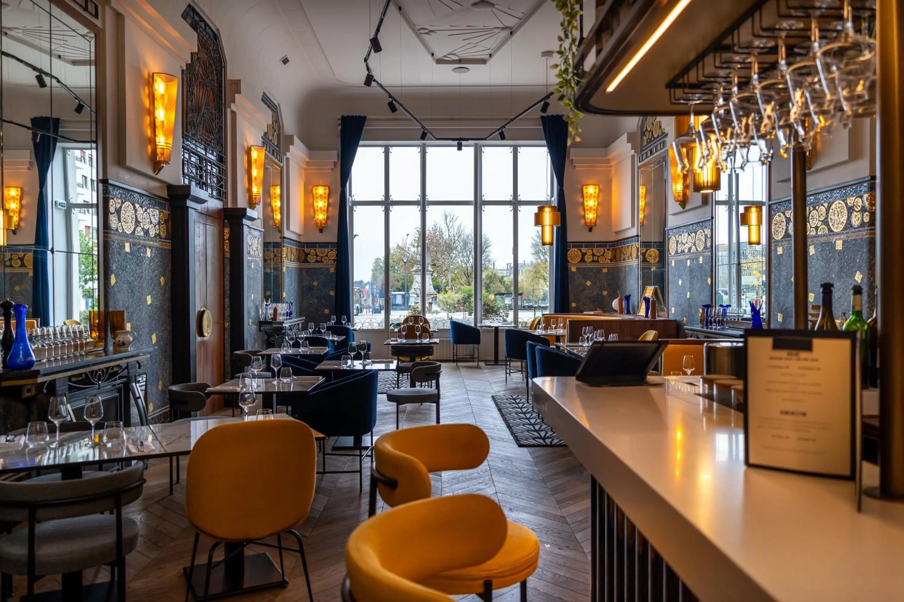 Restaurant/places to eat in Oceania Hôtel d'Anjou Angers