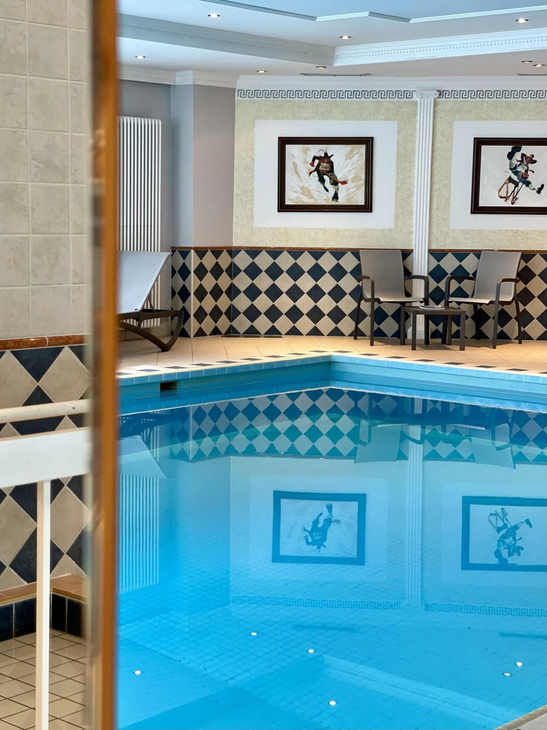 Swimming pool in The Glacier Hotel - ex Eurotel Victoria -