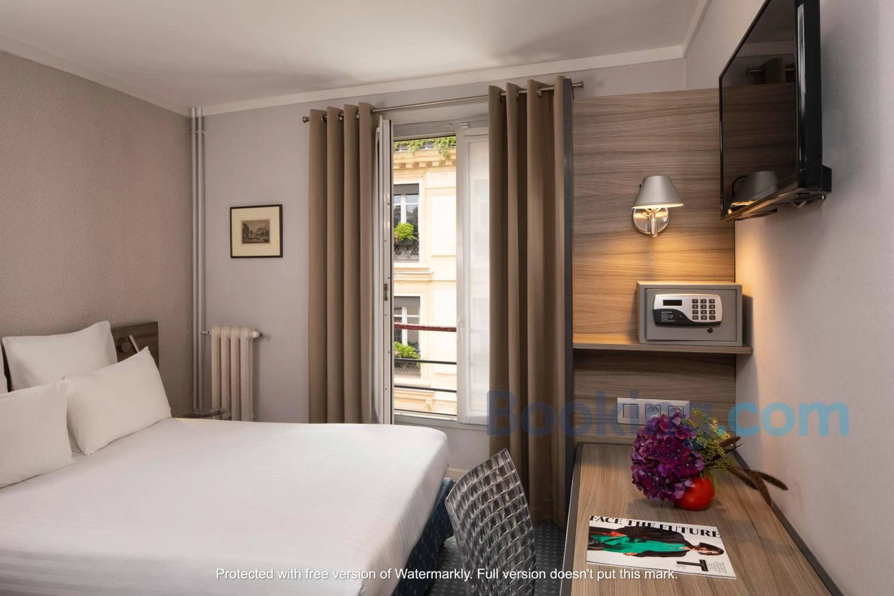 Classic Double Room in Hôtel des 3 Collèges