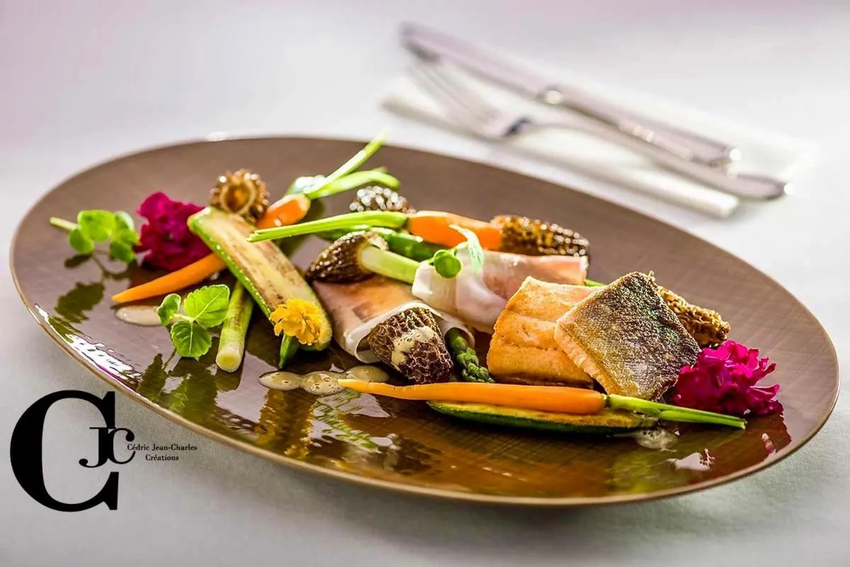 Restaurant/places to eat in Hotel Costa Salina