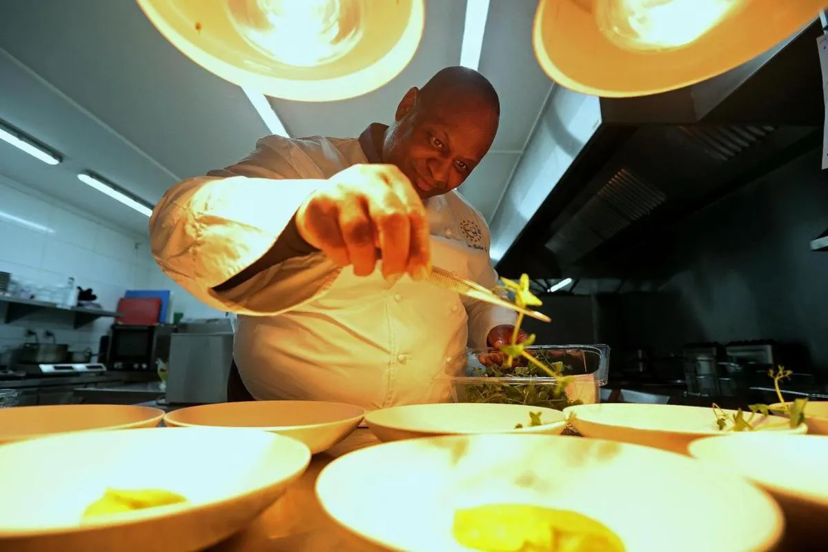 Restaurant/places to eat in Hotel Costa Salina