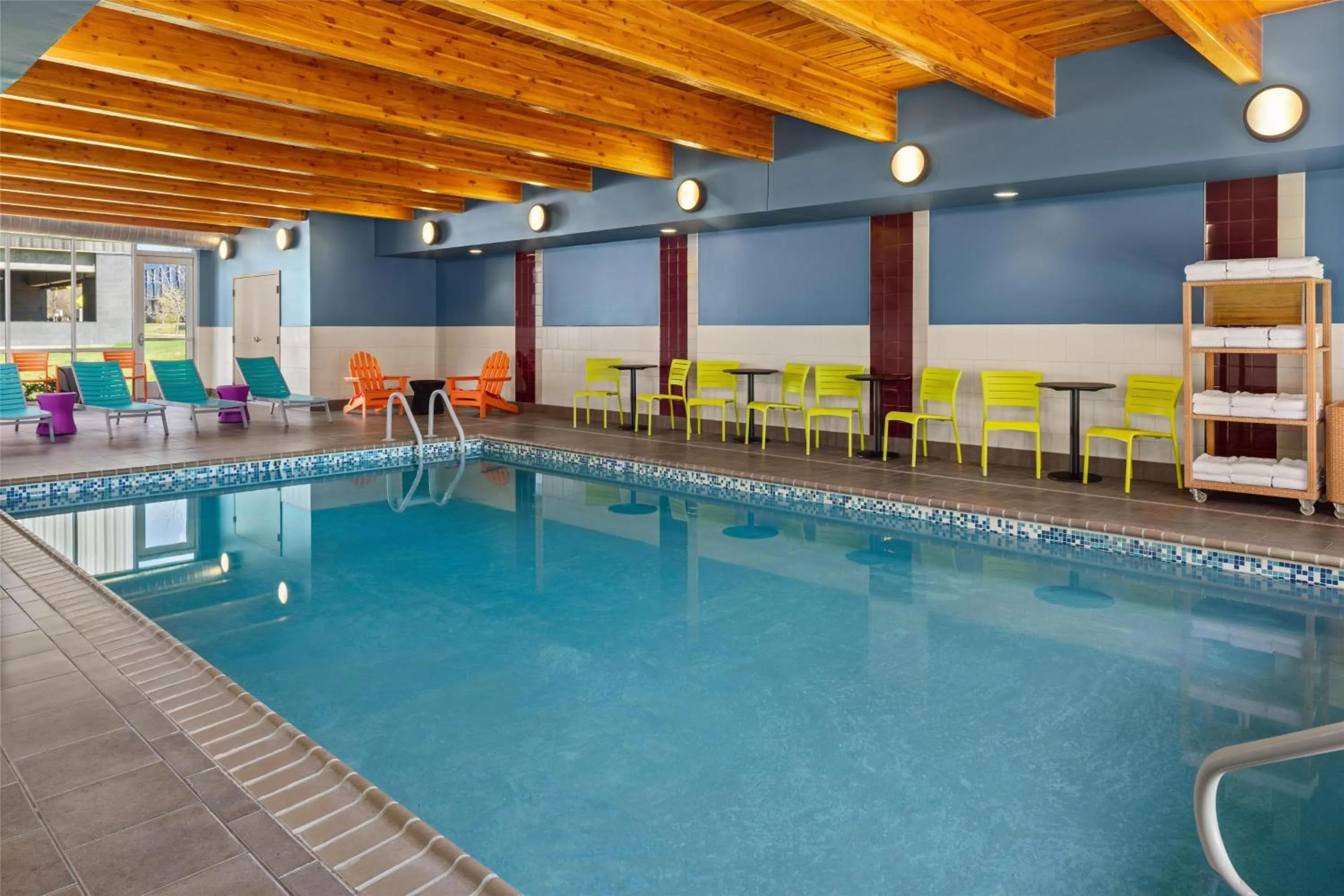 Pool view in Home2 Suites by Hilton Roseville Minneapolis
