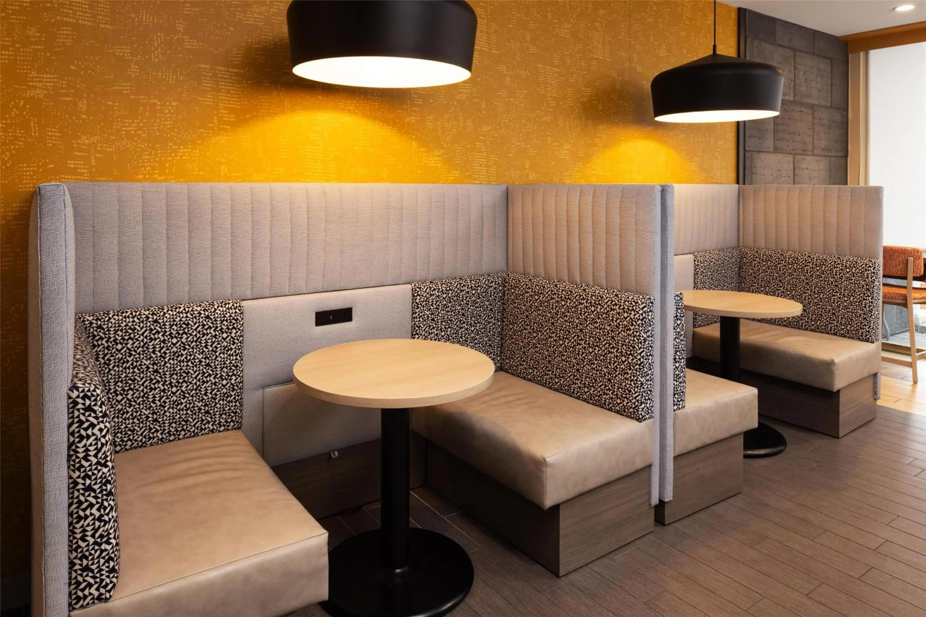 Lobby or reception in Home2 Suites by Hilton Roseville Minneapolis