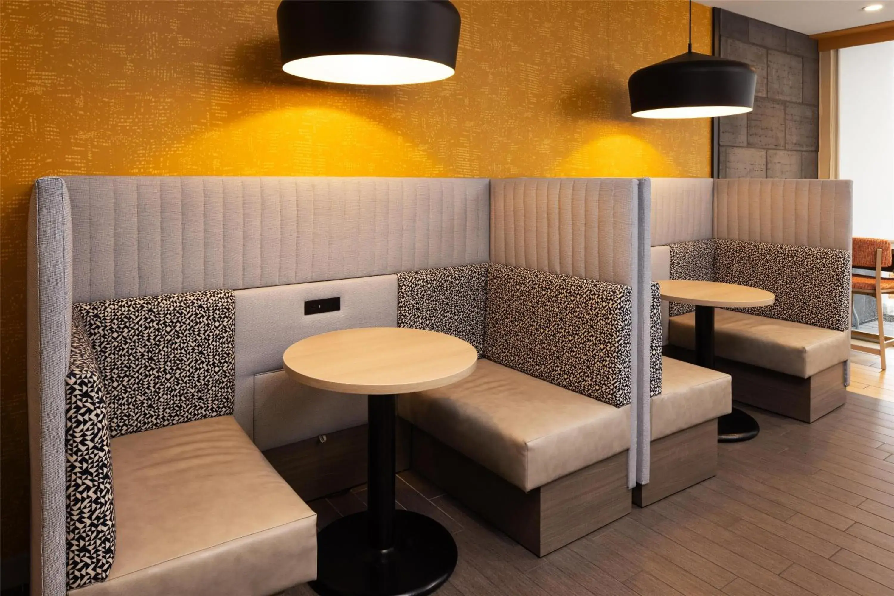 Lobby or reception in Home2 Suites by Hilton Roseville Minneapolis Lobby or reception in Home2 Suites by Hilton Roseville Minneapolis