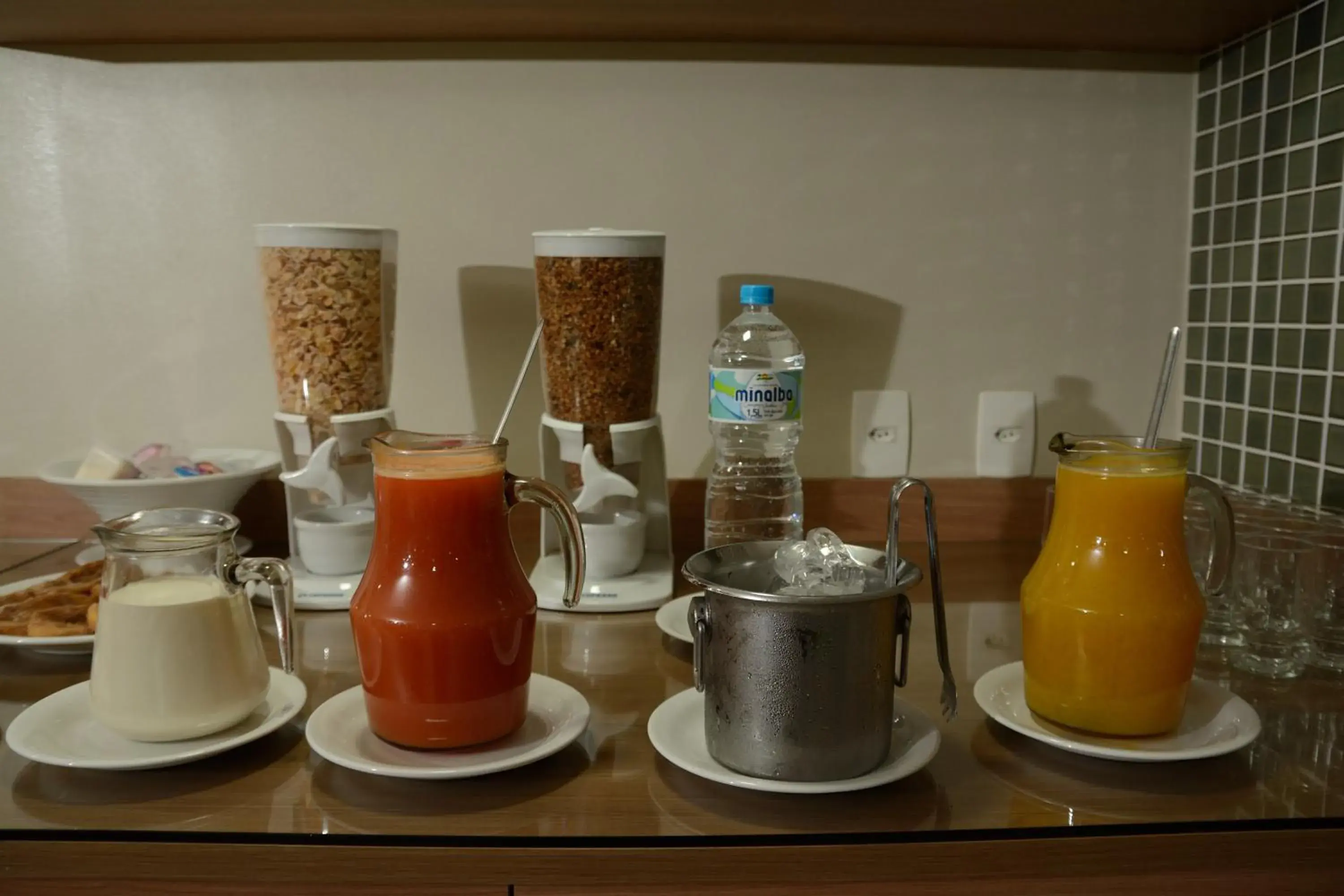 Restaurant/places to eat in Mont Blanc Suites Duque de Caxias Restaurant/places to eat in Mont Blanc Suites Duque de Caxias