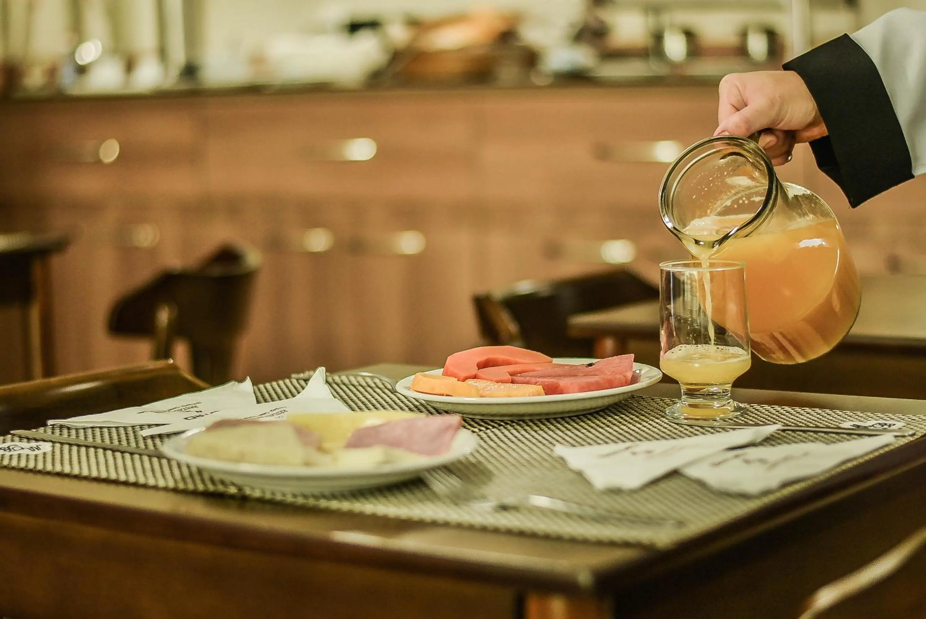 Restaurant/places to eat in Mont Blanc Suites Duque de Caxias