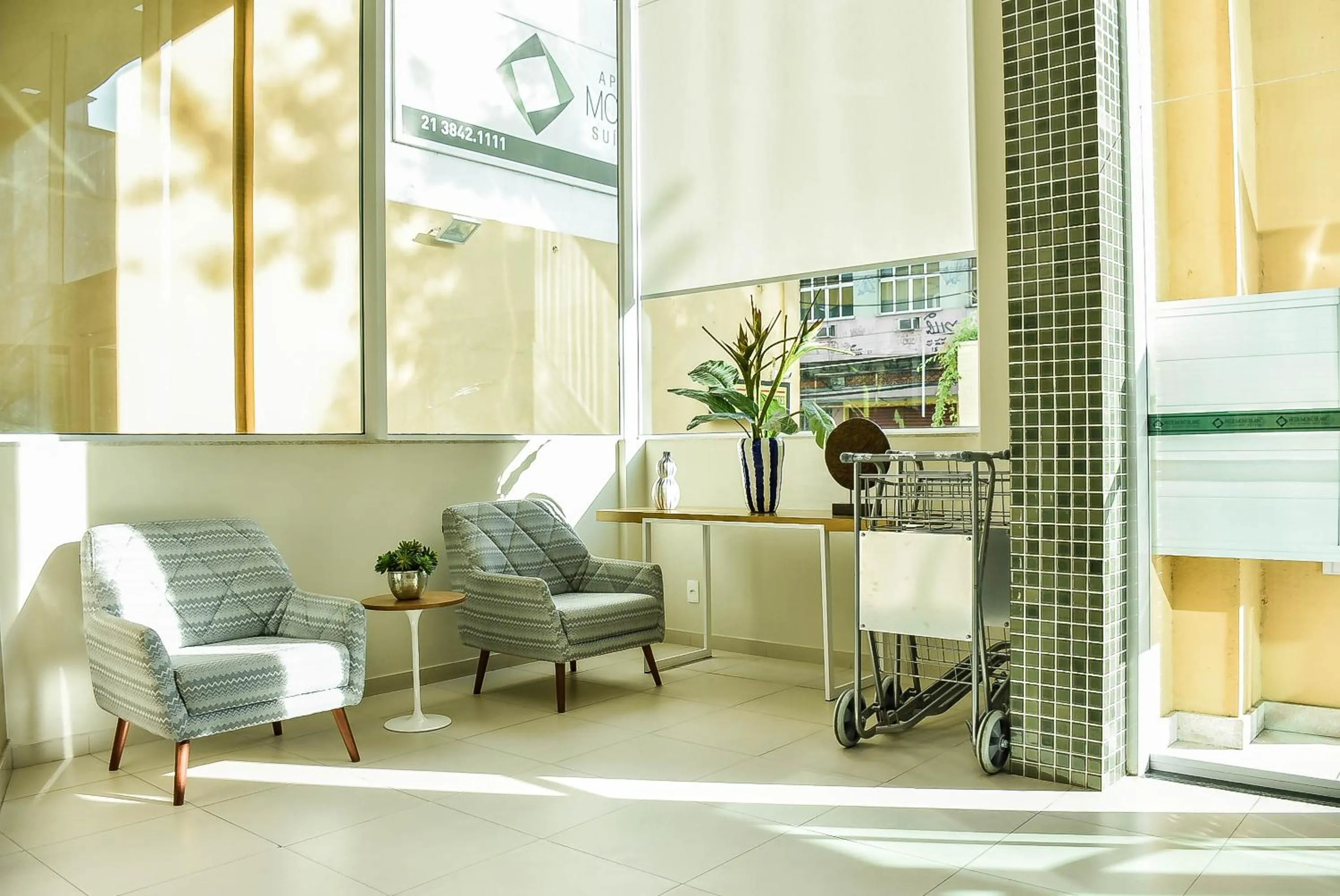 Seating area in Mont Blanc Suites Duque de Caxias