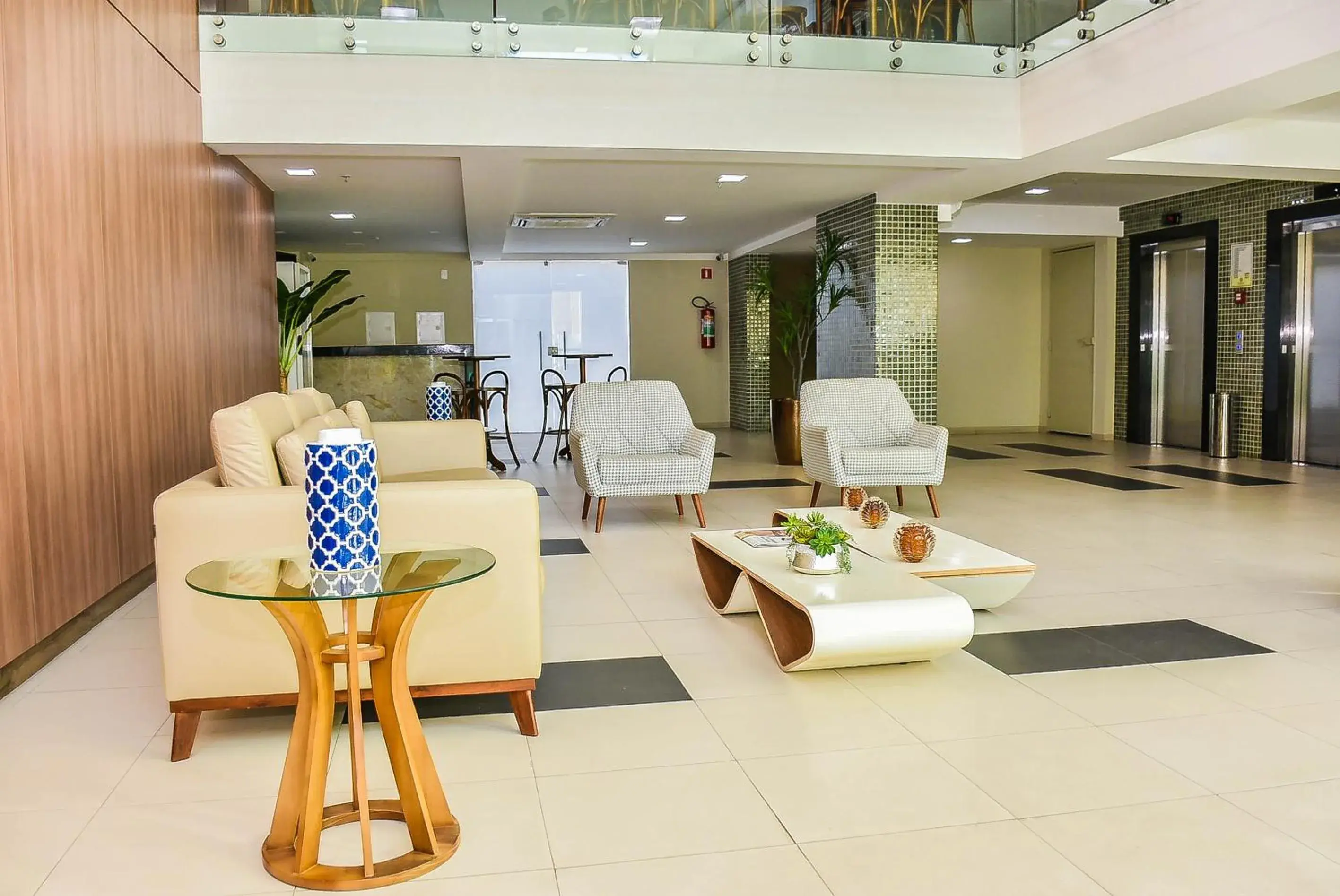 Lobby or reception in Mont Blanc Suites Duque de Caxias Lobby or reception in Mont Blanc Suites Duque de Caxias