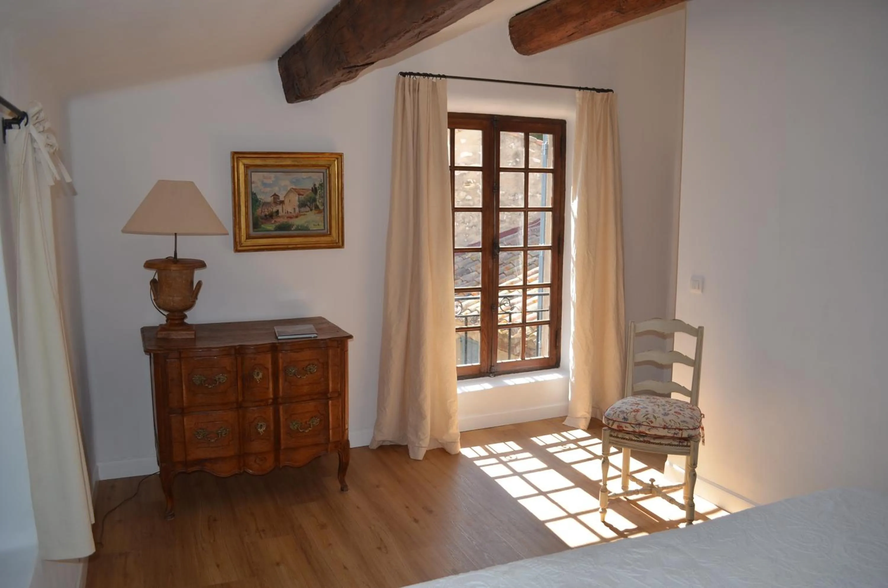 Day, Bed in Campagne Chastel