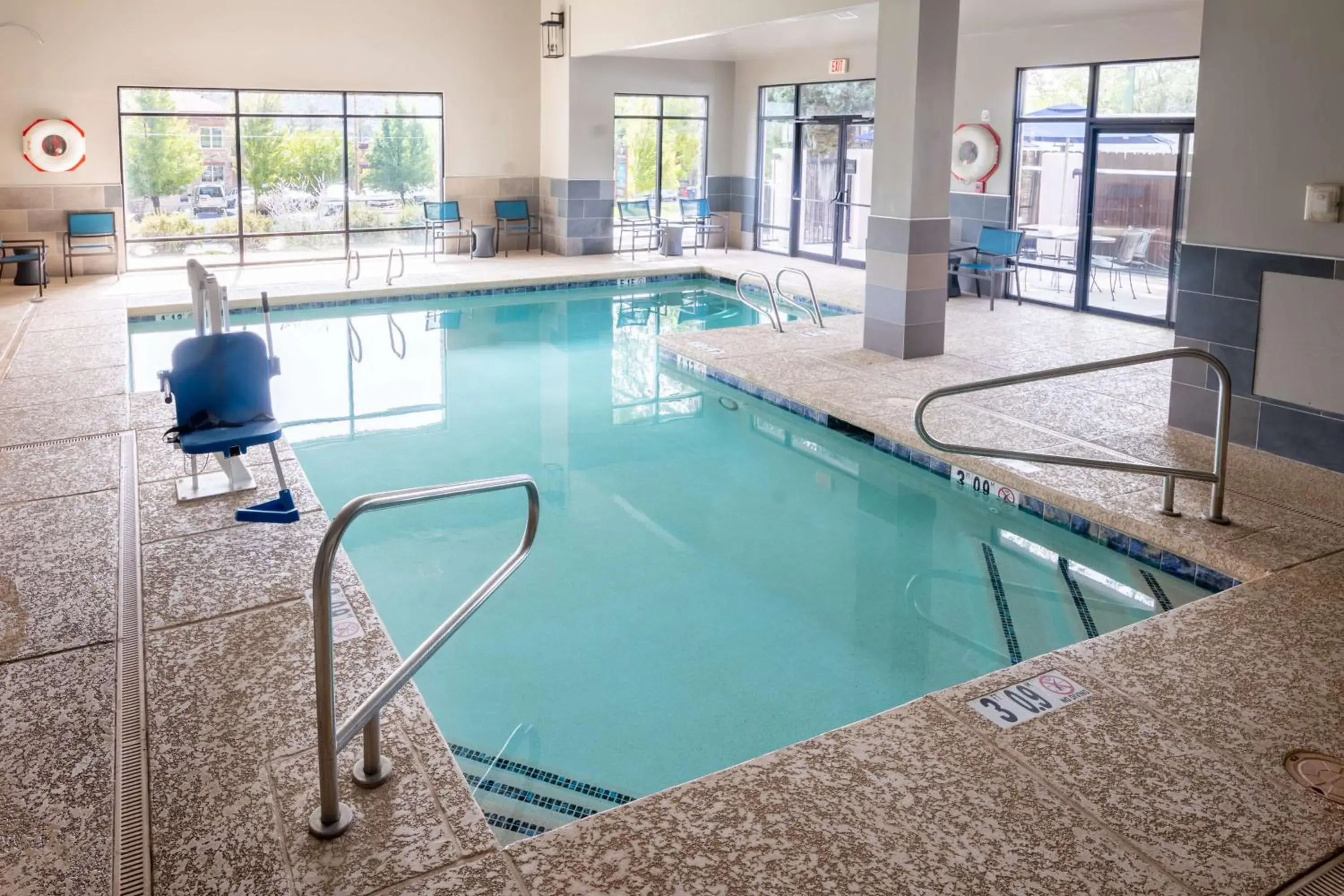 Pool view in Hampton Inn Durango Pool view in Hampton Inn Durango